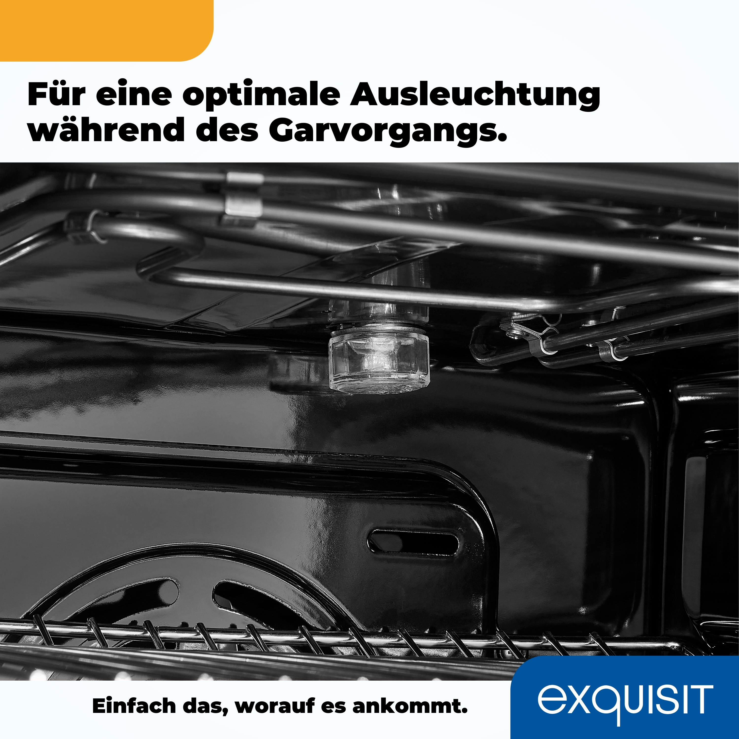 In einem schwarzen Ofen. Ein Licht befindet sich über dem Rost. Der Ofen ist leer und sauber.