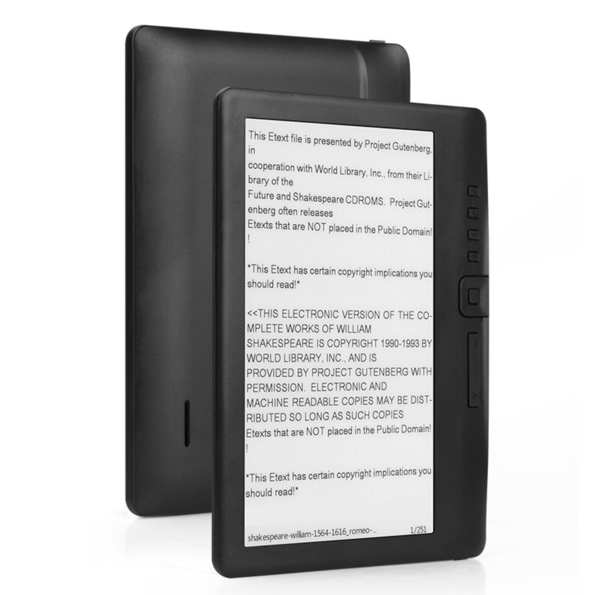 Zwei schwarze E-Reader, einer offen mit Text, der andere geschlossen, vor weißem Grund.