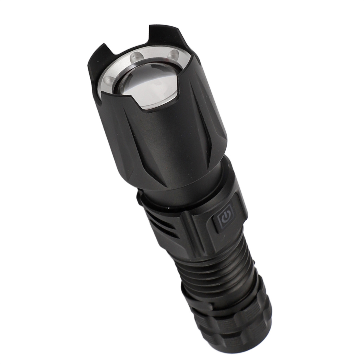 Schwarze Taschenlampe mit klarer Linse, schräge Ansicht.