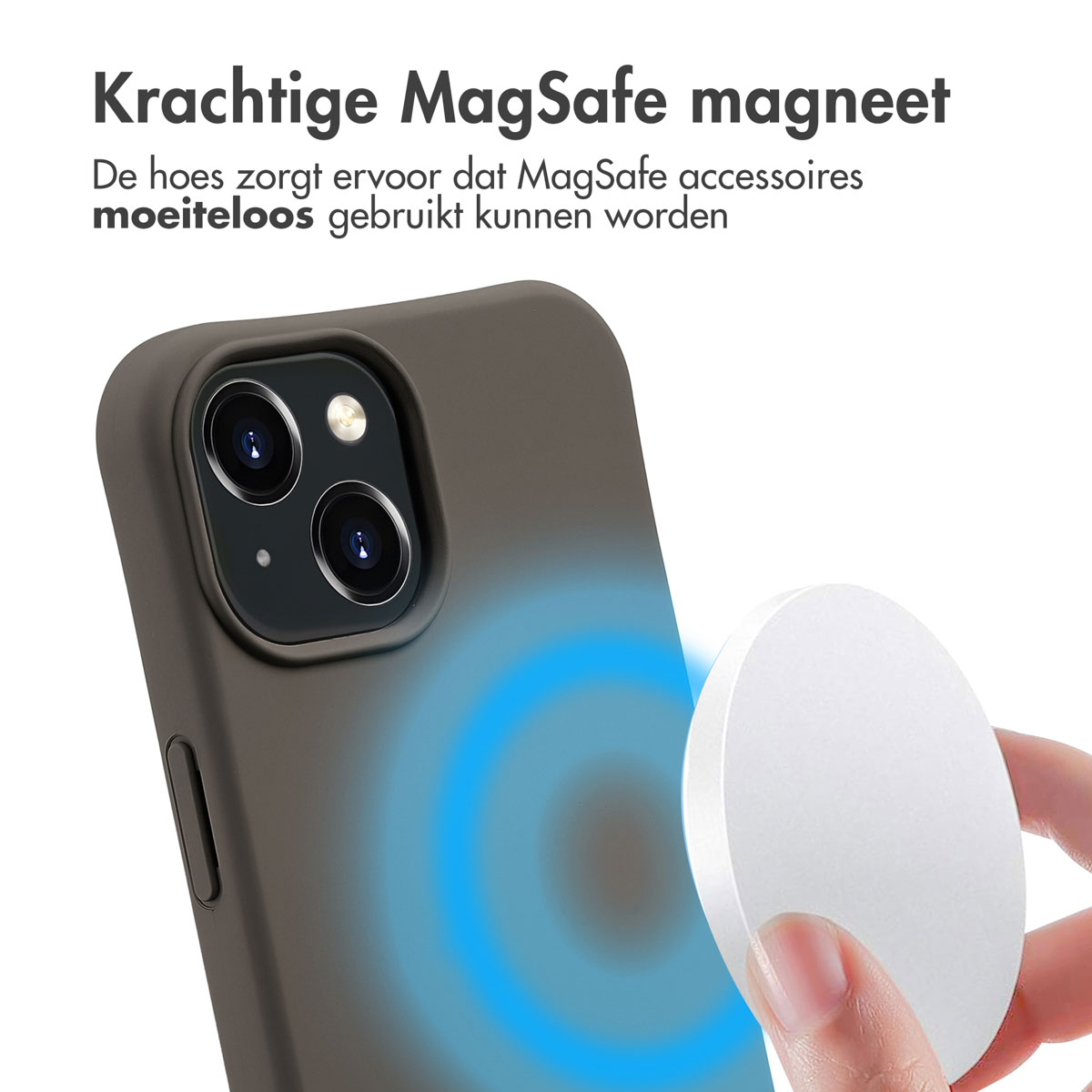 Eine Handyhülle mit einem Telefon und einem MagSafe-Zubehör, das angebracht wird.