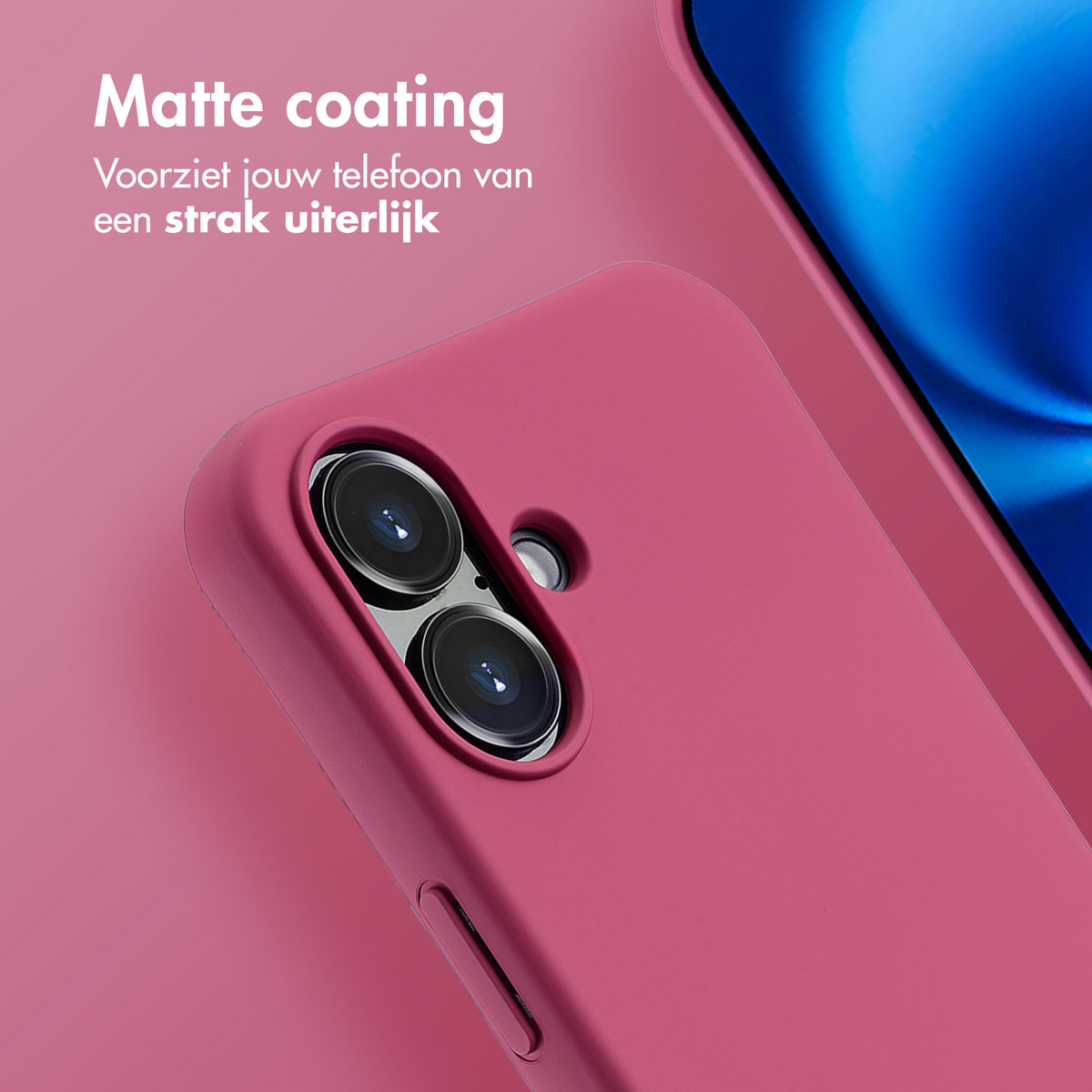 Une coque de téléphone rose avec deux lentilles d'appareil photo. Gros plan avec le texte 'Revêtement mat'.