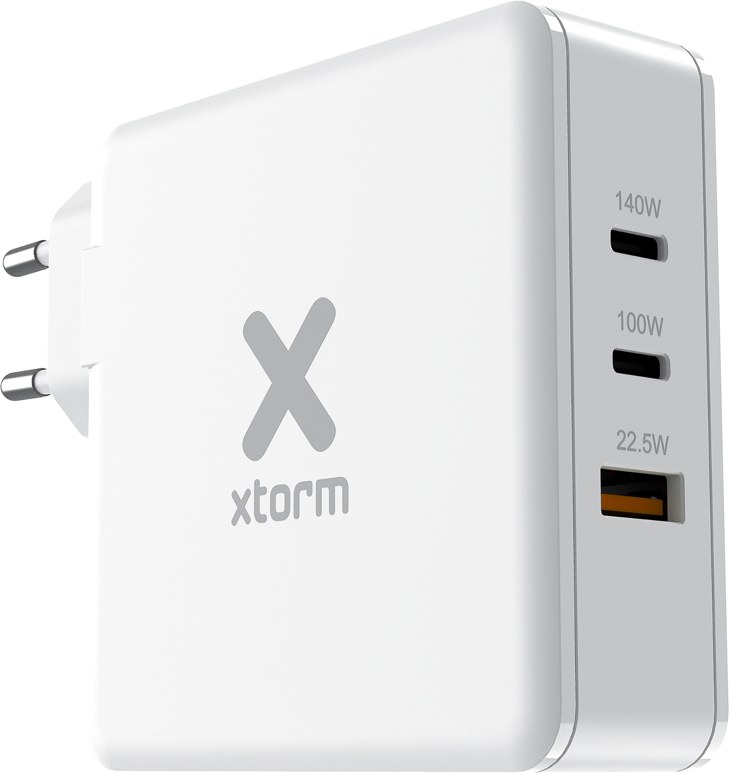 Weißes Xtom-Ladegerät mit drei USB-C-Anschlüssen, das die Leistung anzeigt: 140 W, 100 W und 22,5 W.