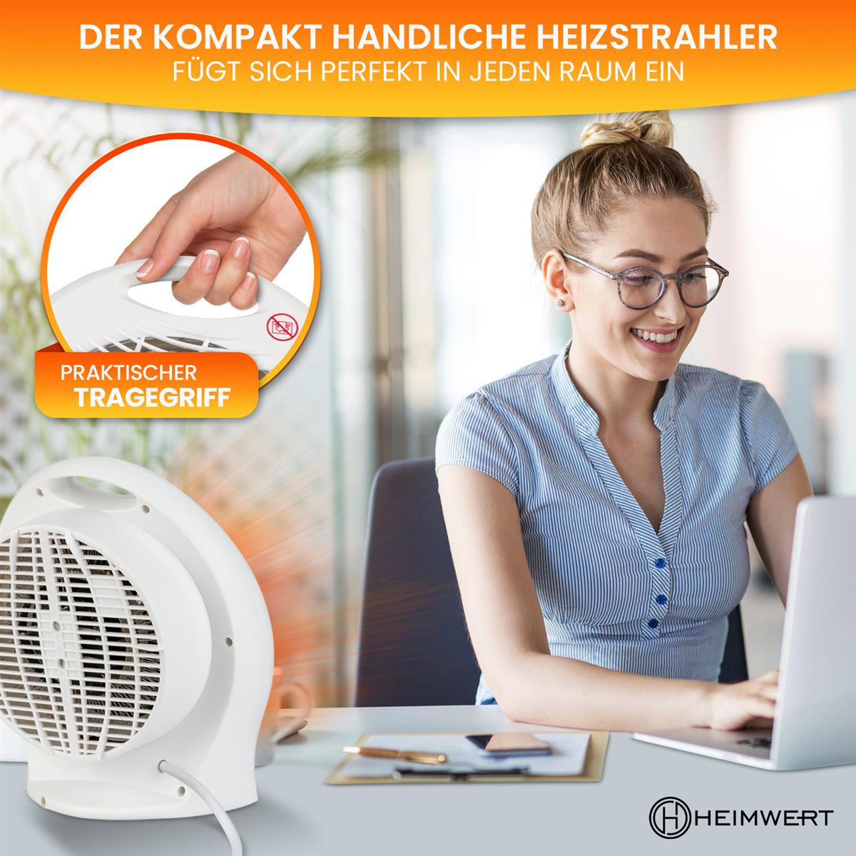 Eine Frau lächelt bei der Arbeit an einem Schreibtisch mit einem kleinen Heizgerät daneben.