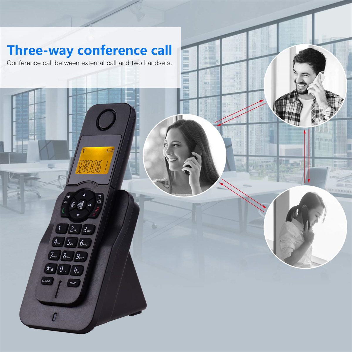 Schwarze schnurlose Telefonbasis mit Telefon, drei Personen beim Telefonieren.