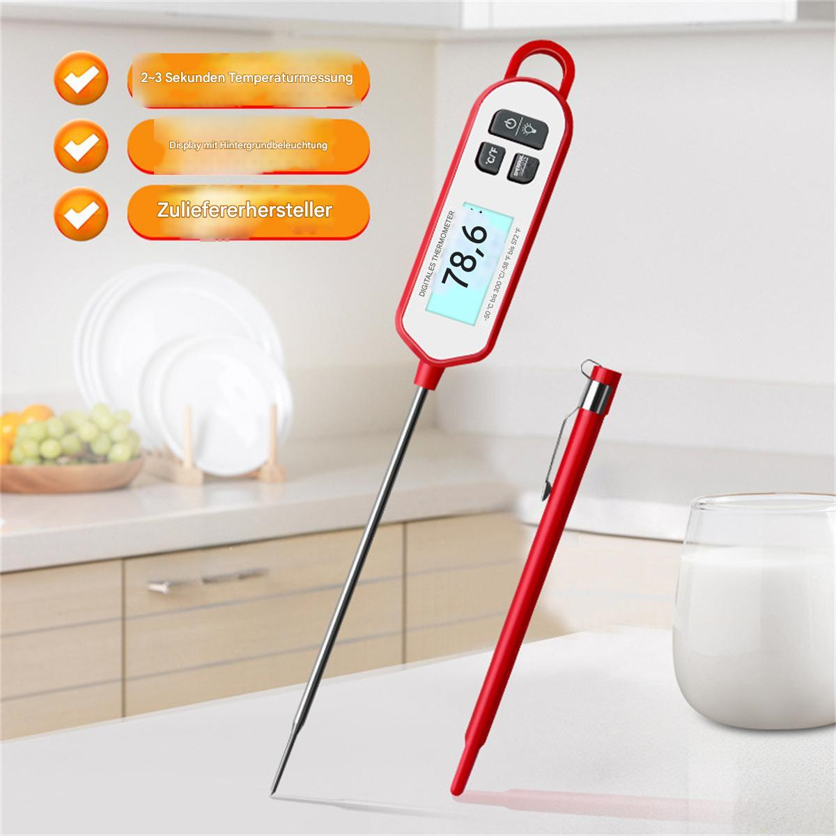 Ein digitales Thermometer mit roter Sonde und rotem Stift auf einer weißen Arbeitsplatte. Das Display zeigt 78,6.