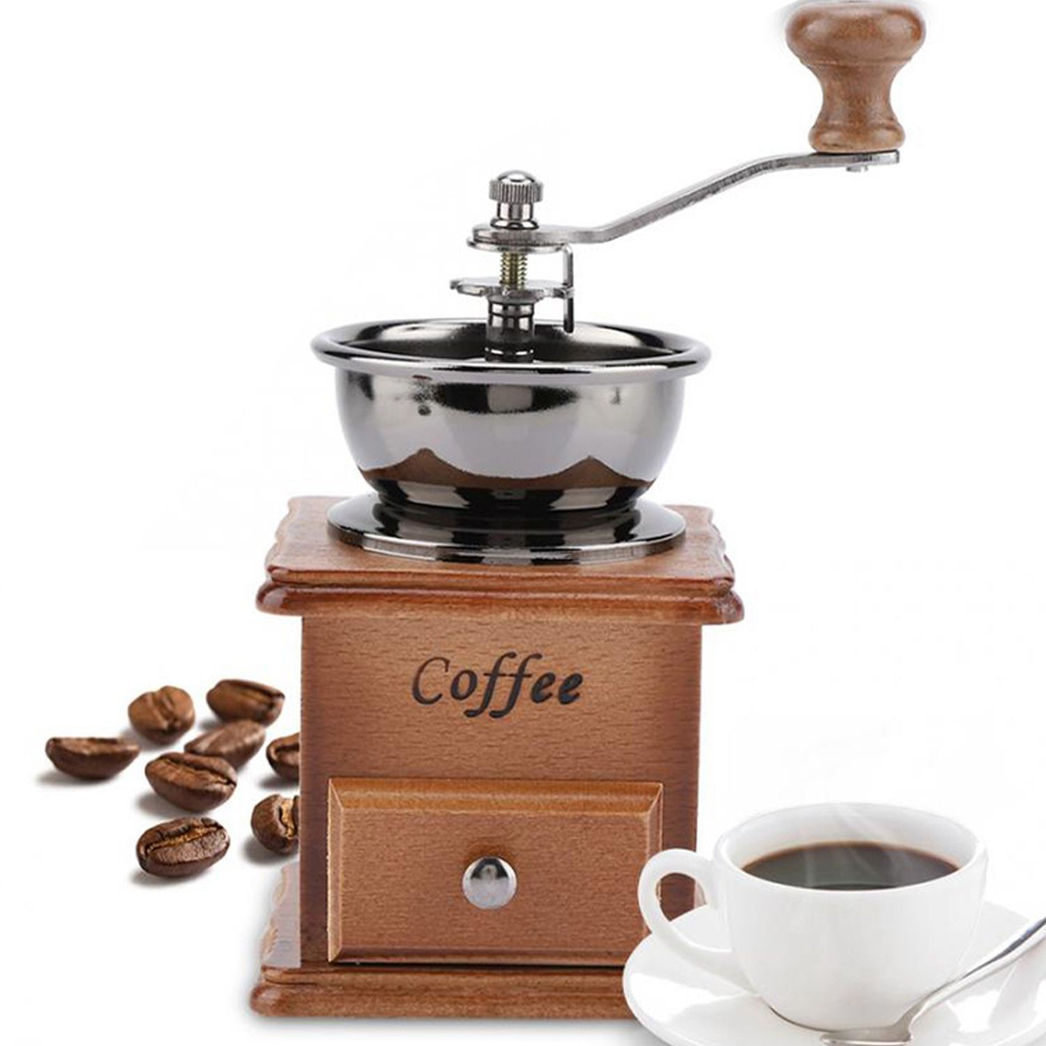 Manuelle Kaffeemühle mit Bohnen und einer Tasse Kaffee.