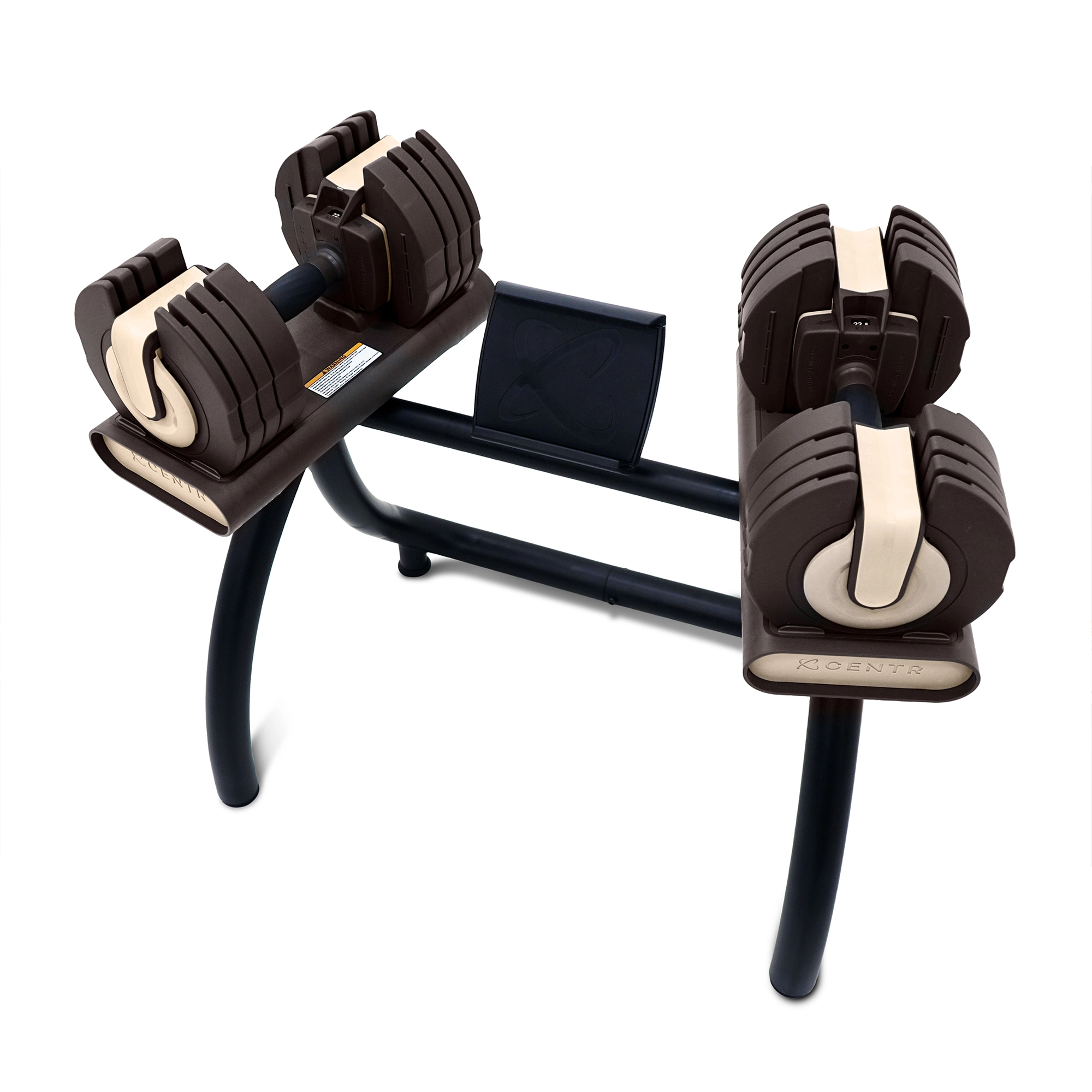 Een set verstelbare dumbbells op een standaard. Ze zijn bruin en zwart. Witte achtergrond.