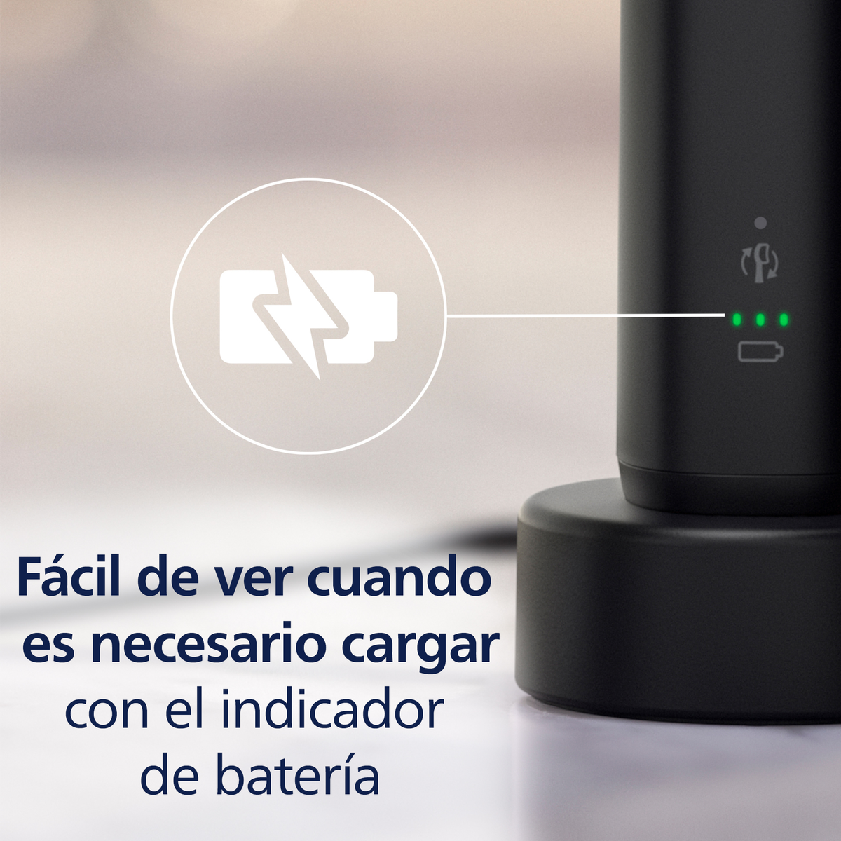 Zbliżenie stacji ładującej ze wskaźnikiem baterii i tekstem w języku hiszpańskim.