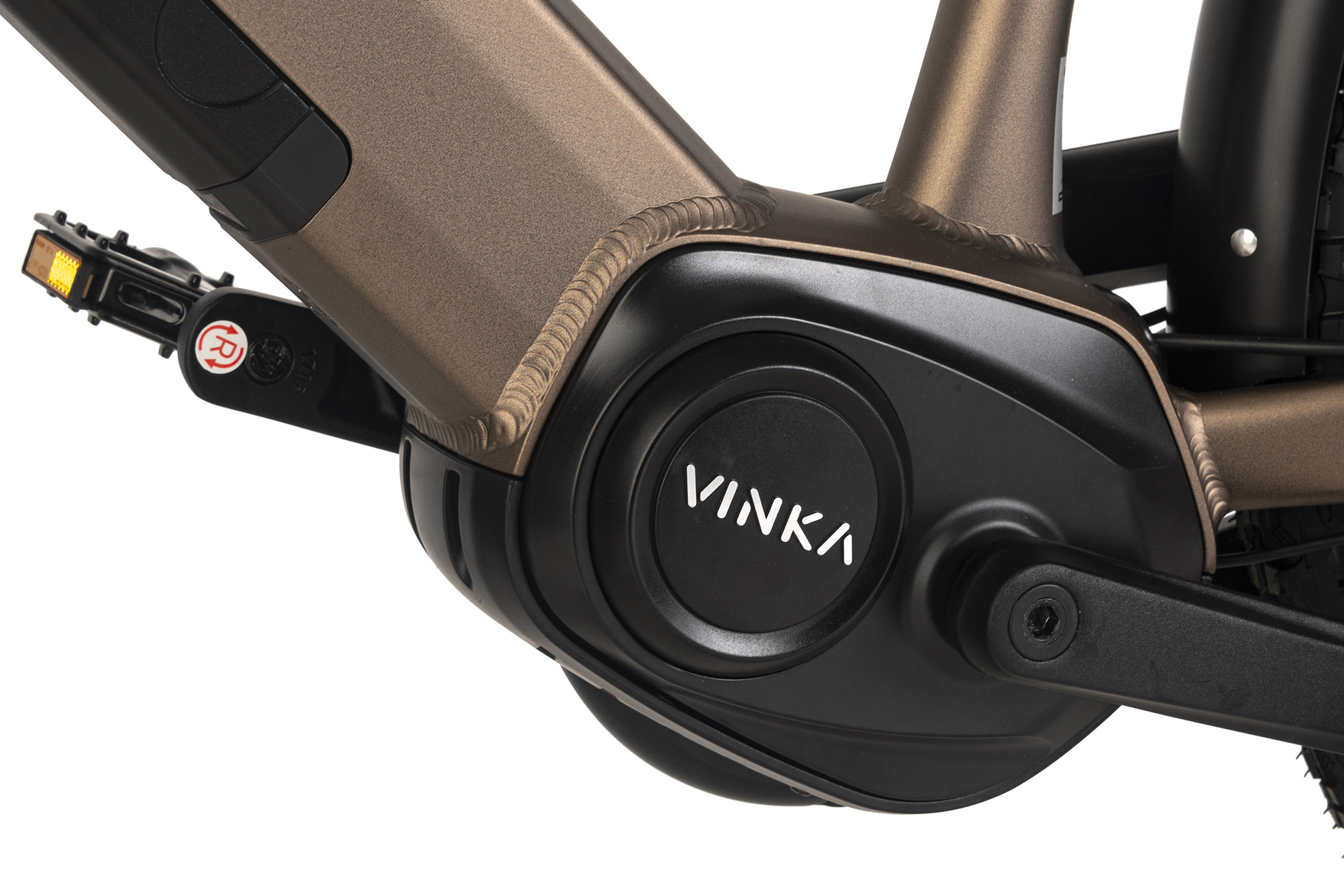 Nahaufnahme eines Fahrradmotors, wobei der Markenname 'VINKA' sichtbar ist.