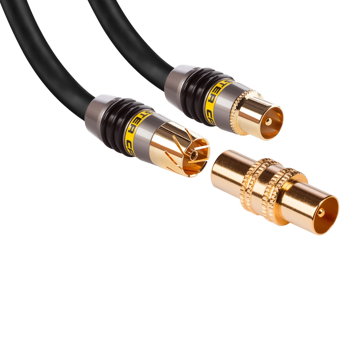 Nahaufnahme von zwei schwarzen Koaxialkabeln mit goldenen Steckern und einem Adapter.