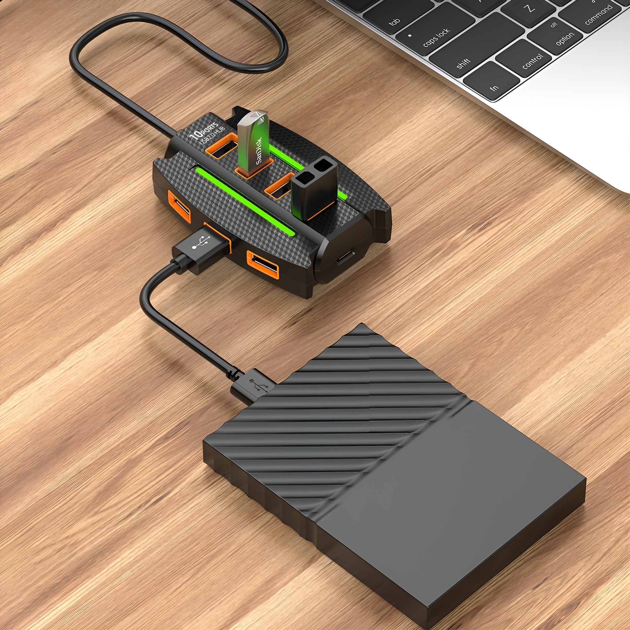 USB-Hub mit mehreren Anschlüssen, verbunden mit einem Laptop und einer externen Festplatte.