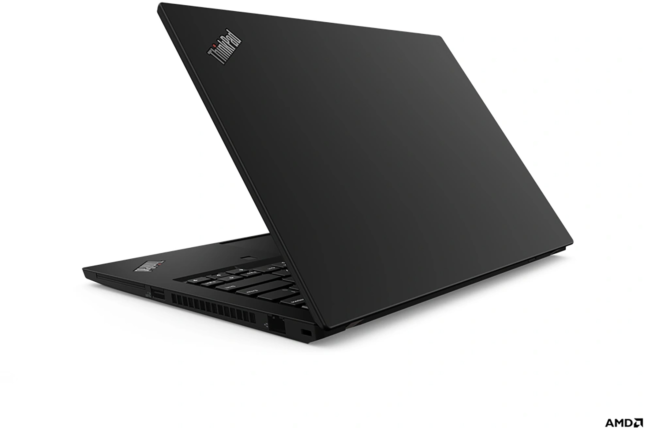 Zwarte laptop met open deksel, toont het toetsenbord. Het merk "ThinkPad" is zichtbaar.