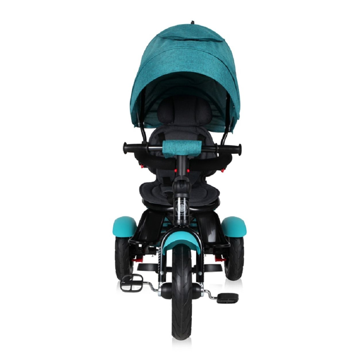 Ein teal- und schwarzes Dreirad mit Verdeck. Das Dreirad steht vor weißem Hintergrund, von vorne gesehen.