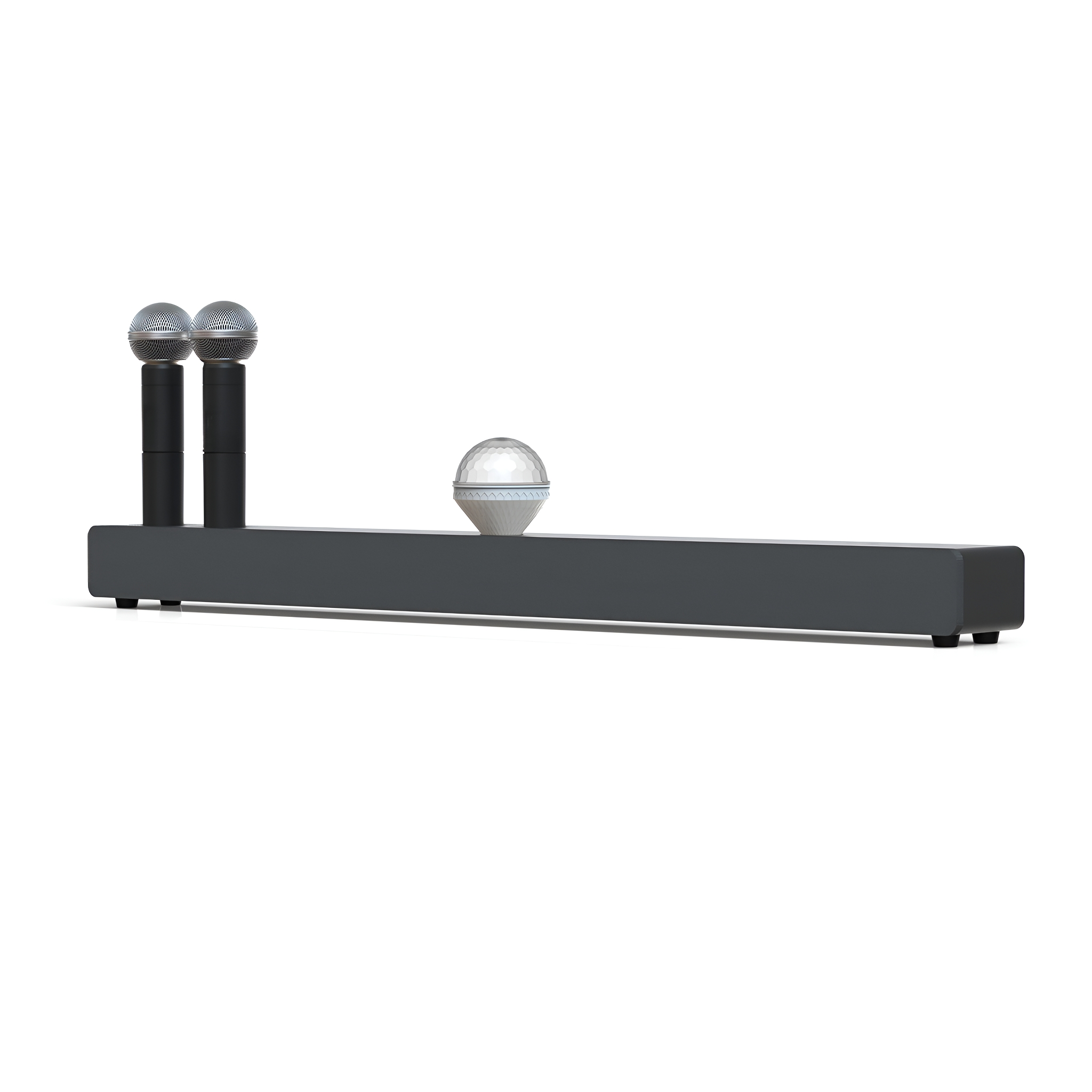 Eine schwarze Soundbar mit zwei Mikrofonen und einer Discokugel auf weißem Hintergrund.