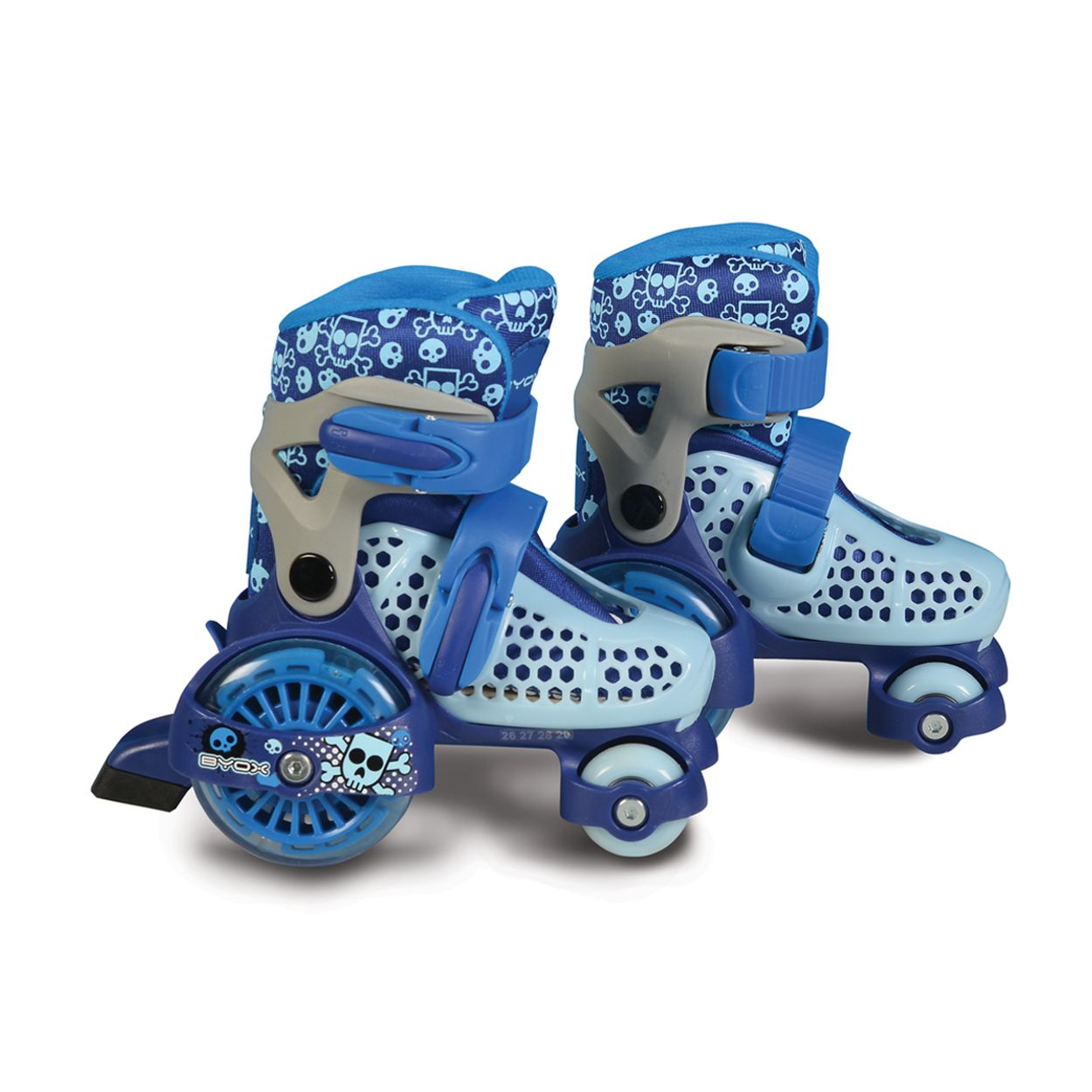 Paar blaue Rollschuhe mit Totenkopf-Design und blauen Riemen.