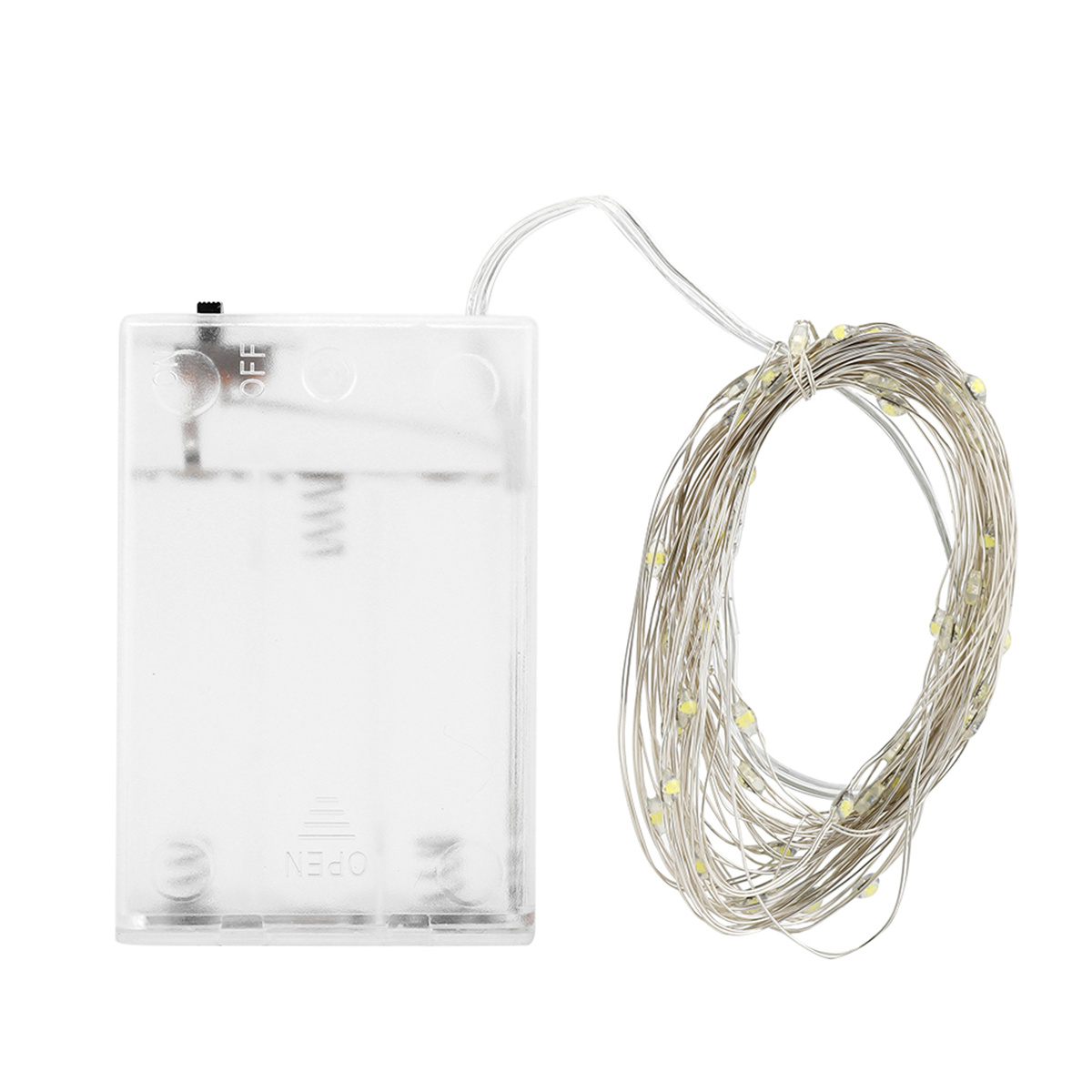Transparenter Kunststoff-Batteriepack mit einer Kette kleiner Lichter. Die Lichter an dünnem Silberdraht.