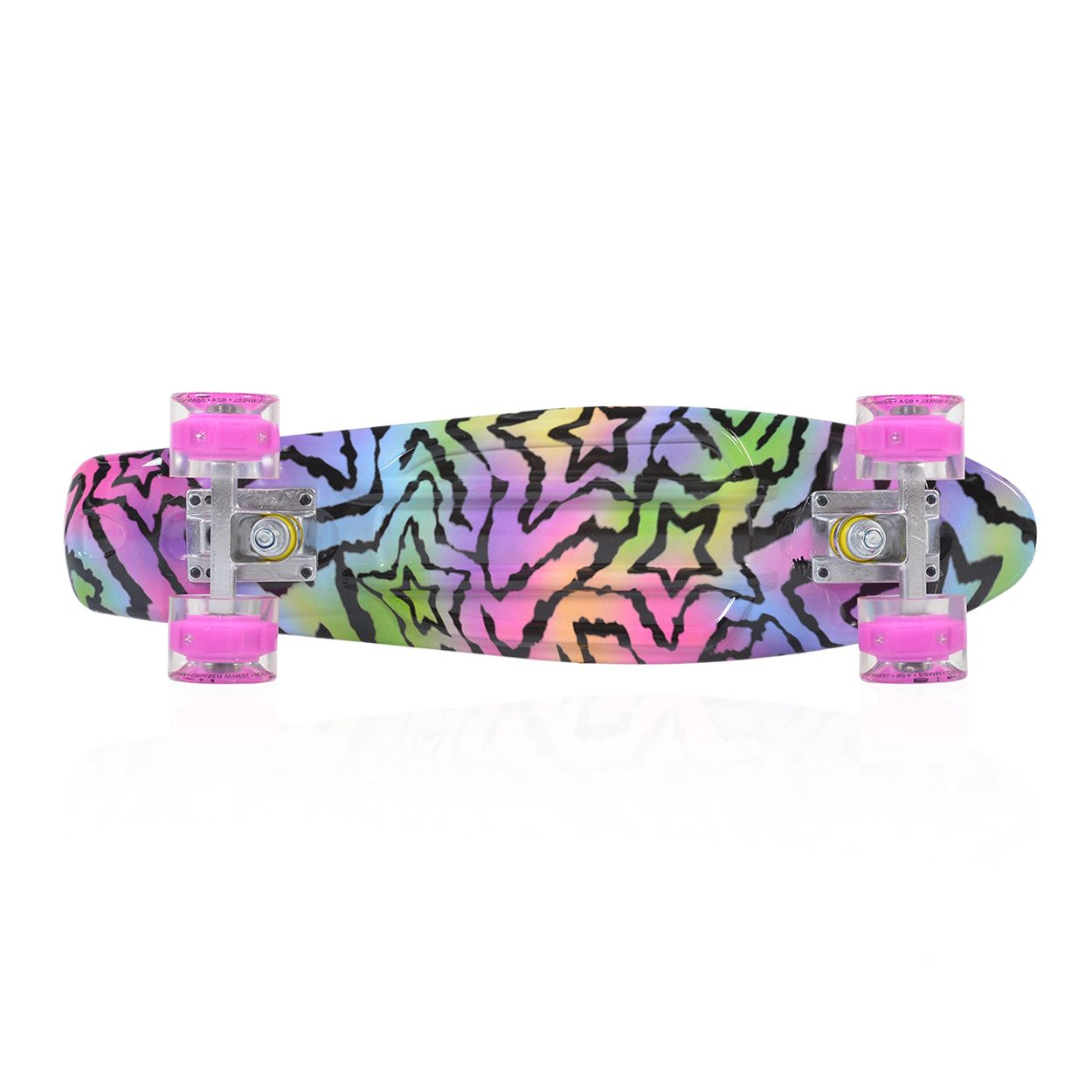 Ein Skateboard mit einem farbenfrohen Design. Es hat eine Mischung aus Farben und ein Muster aus Sternen und Zebrastreifen.