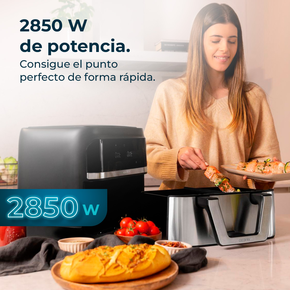 Una mujer cocinando junto a una freidora de aire negra. La comida está en platos y en la freidora. El texto es visible.
