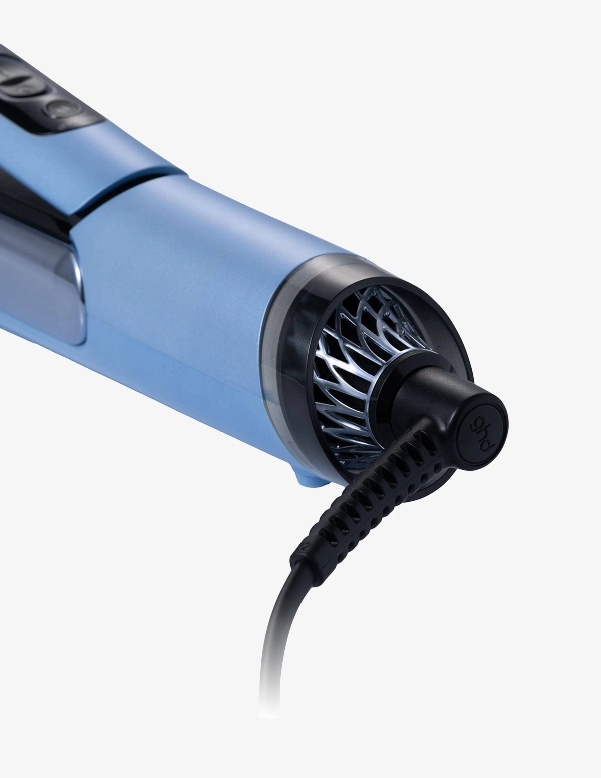 Un asciugacapelli blu con ugello e cavo neri. L'ugello ha un design a rete.