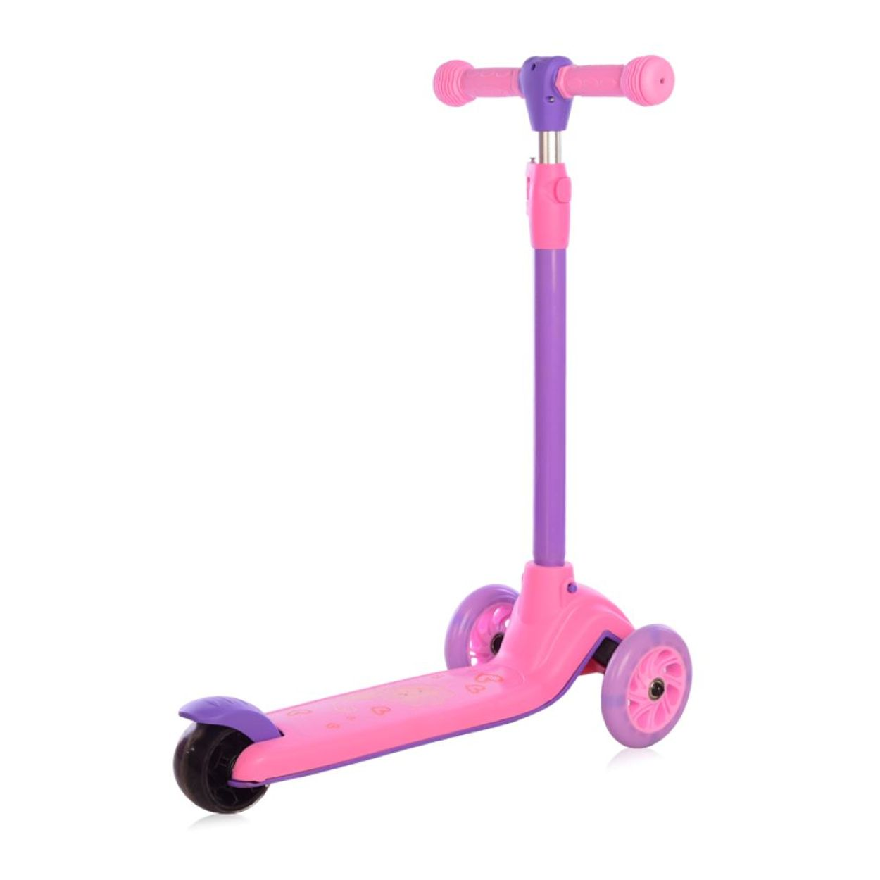 Patinete de tres ruedas rosa y morado, fondo blanco.