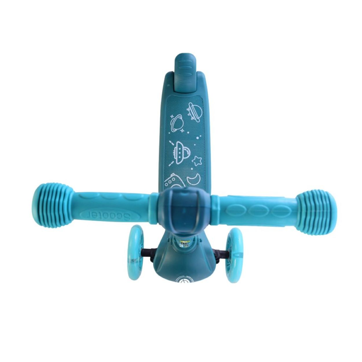 Vista superior de un scooter azul con manillar y tres ruedas. El scooter tiene un diseño espacial.