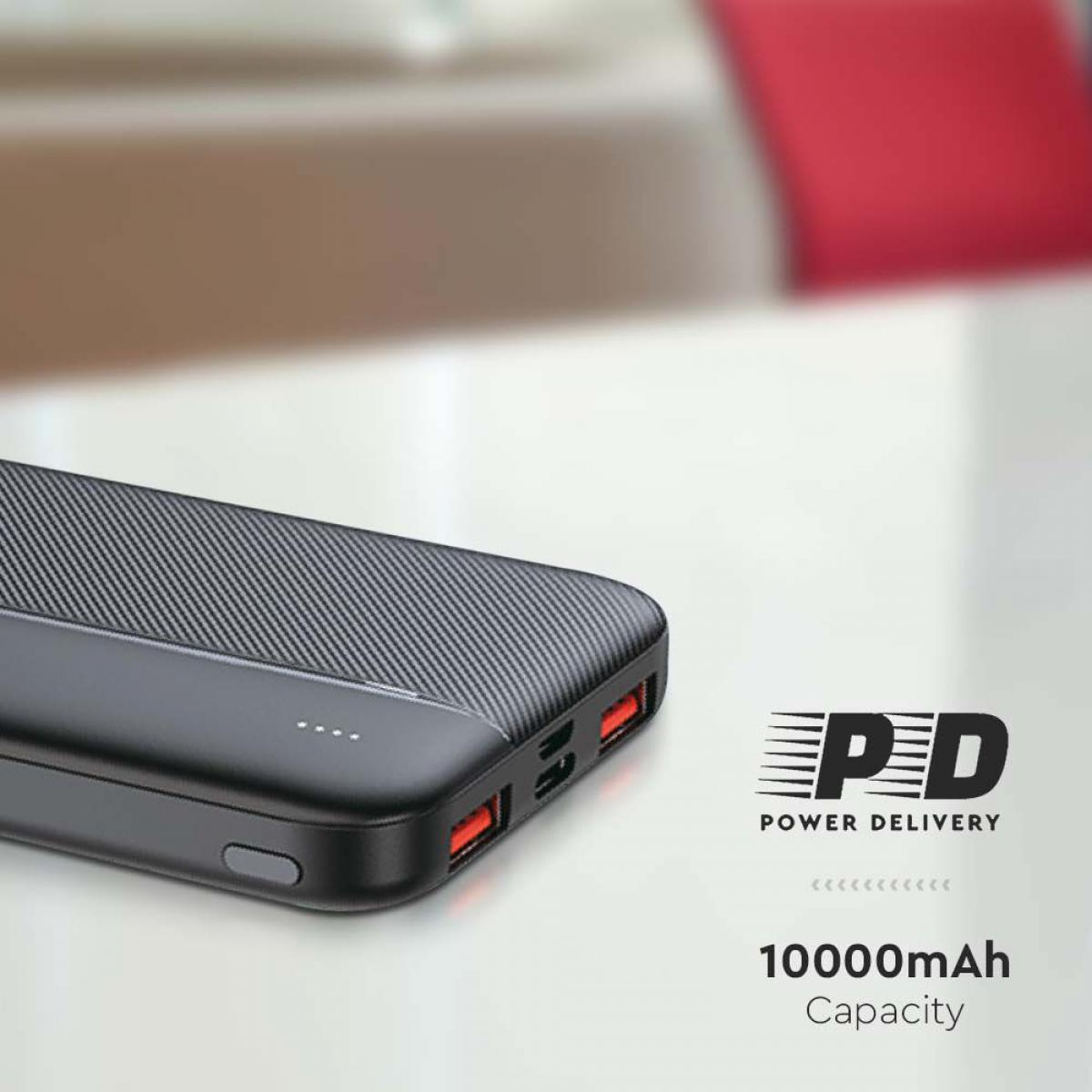 Power bank nero con più porte. Testo '10000mAh Capacità' e 'PD' visibili.
