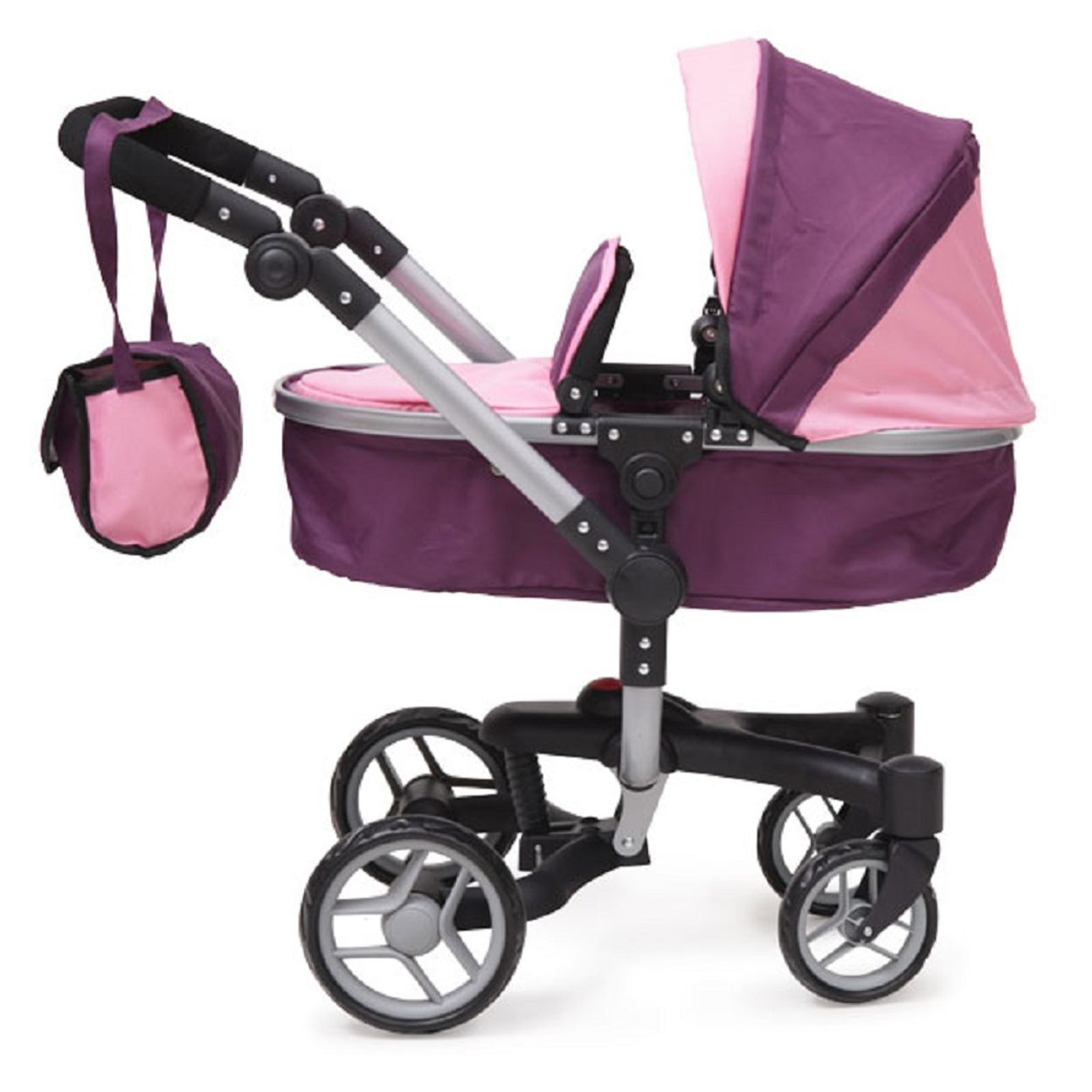 Ein Kinderwagen in Rosa und Lila. Er hat eine passende Handtasche. Weißer Hintergrund.