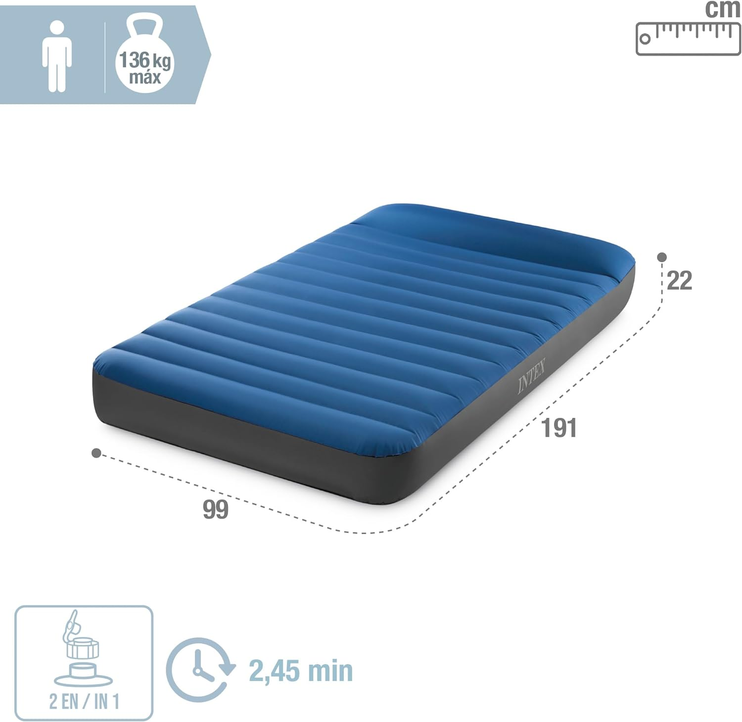 Een opgeblazen blauw en grijs luchtbed. Het toont afmetingen van 99 cm x 191 cm en een persoonpictogram.
