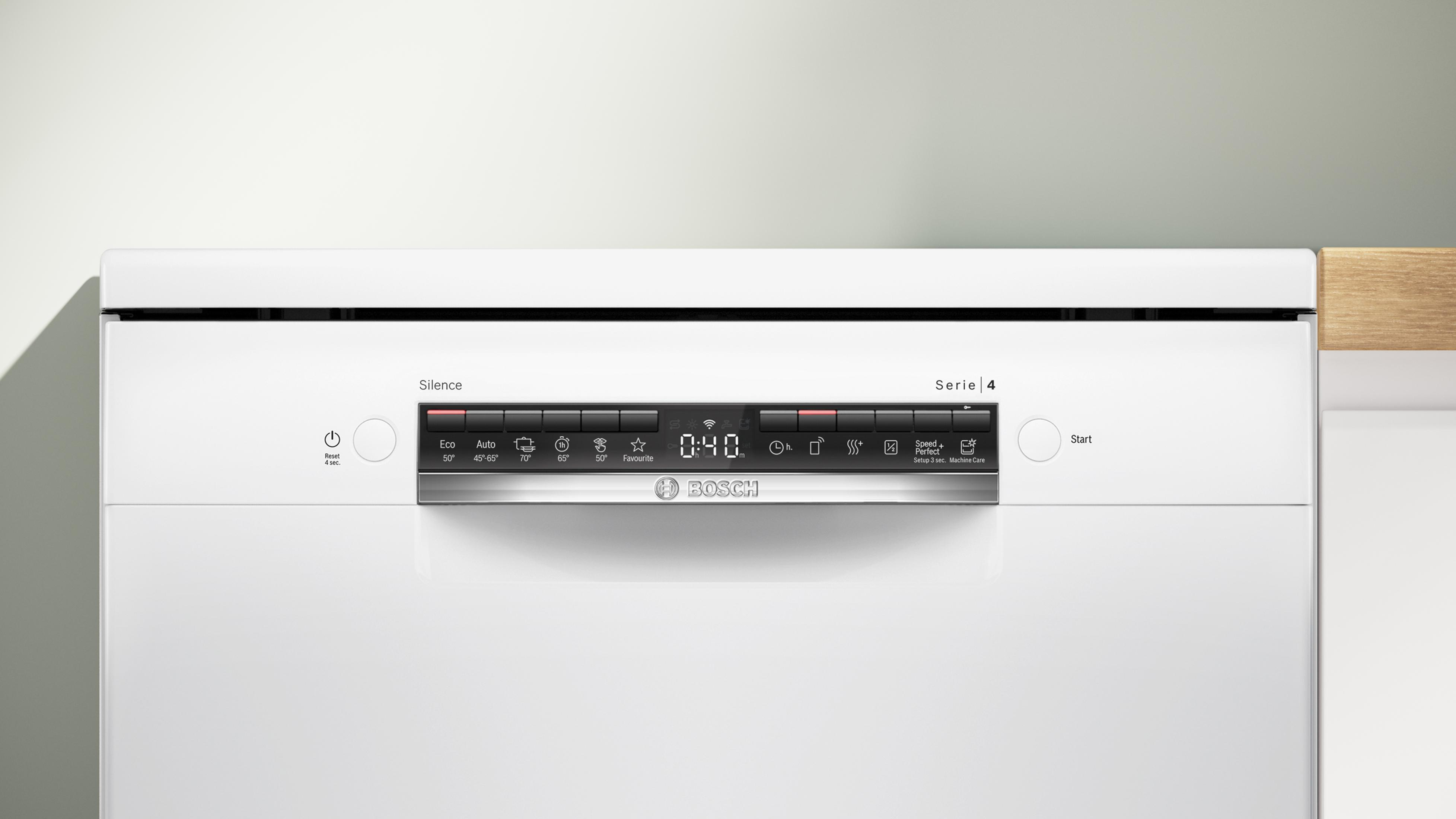 Weißer Bosch Serie 4 Geschirrspüler mit Digitalanzeige. Tasten: Ein/Aus, Eco und Start.