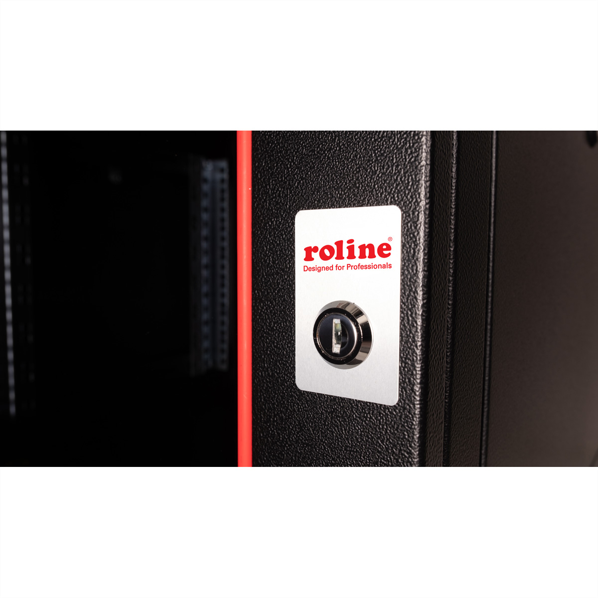 Armadio server nero con finiture rosse, serratura e logo 'roline'.