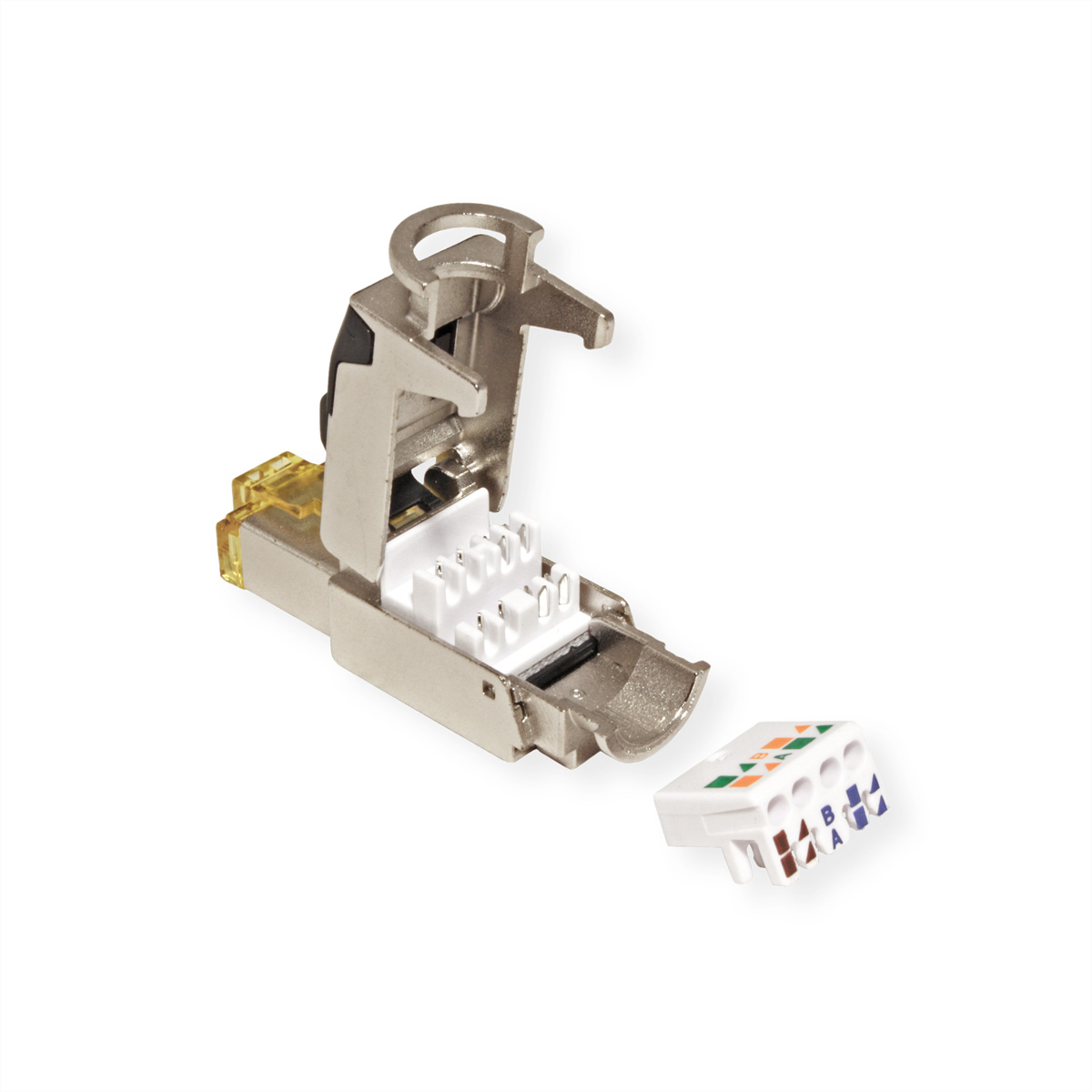 Connettore RJ45 aperto con fili codificati a colori e un involucro in metallo argentato. Sfondo bianco.
