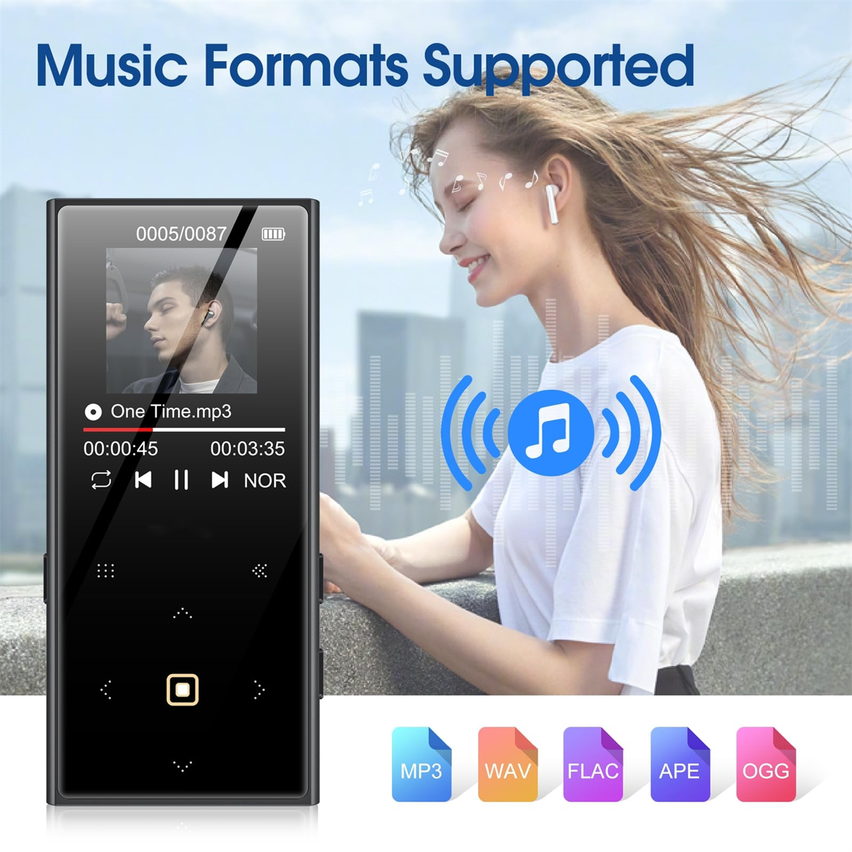 Eine Frau hält einen schwarzen MP3-Player, Musiknoten im Hintergrund. Musikformate werden angezeigt.