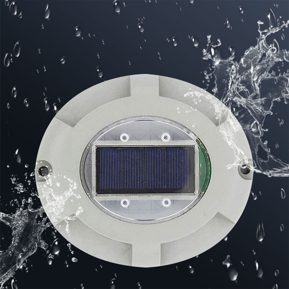 Ein solarbetriebener Straßenmarkierer mit blauem Solarpanel und Wassertröpfchen.