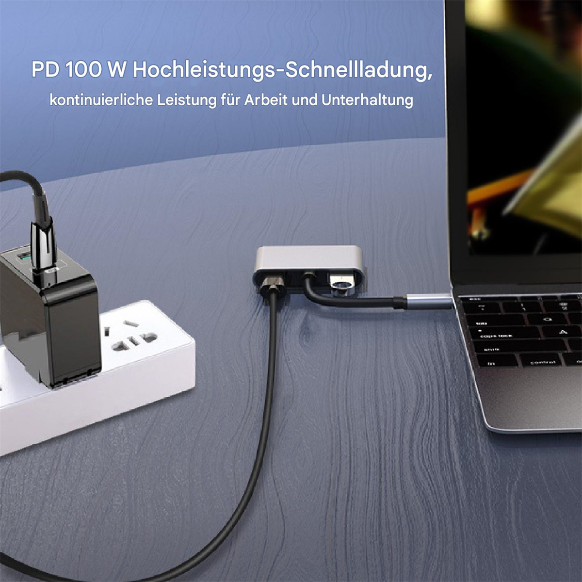 Laptop an Hub angeschlossen, an Steckdose angeschlossen. Text erwähnt Strom und Dauerbetrieb.