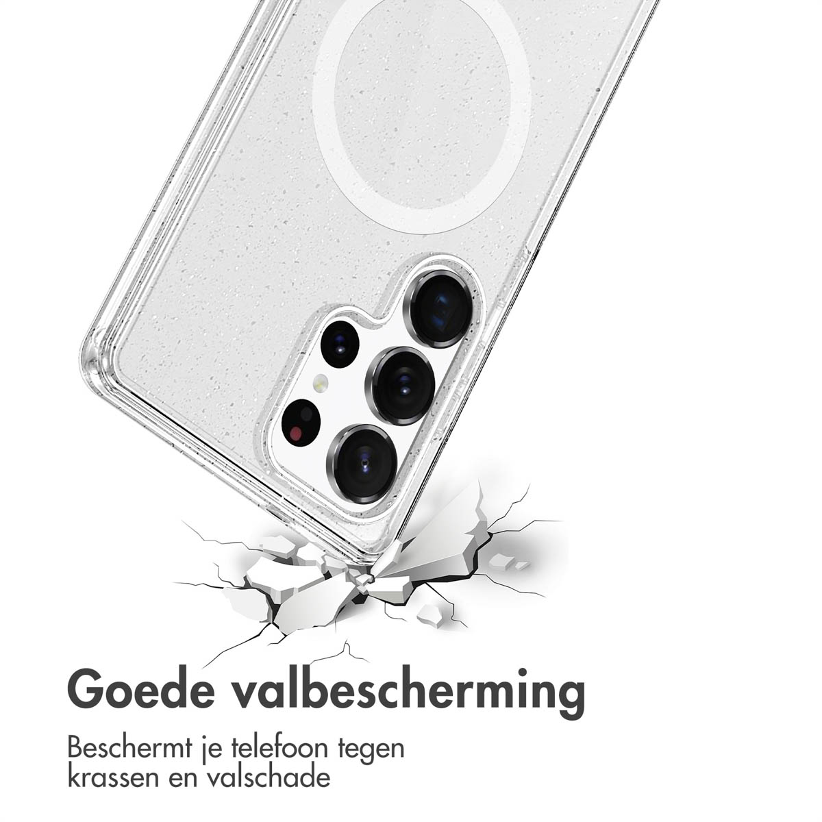 Een telefoonhoesje met een telefoon erin. Het telefoonhoesje is doorzichtig en toont de telefoon. Hij valt op de grond.