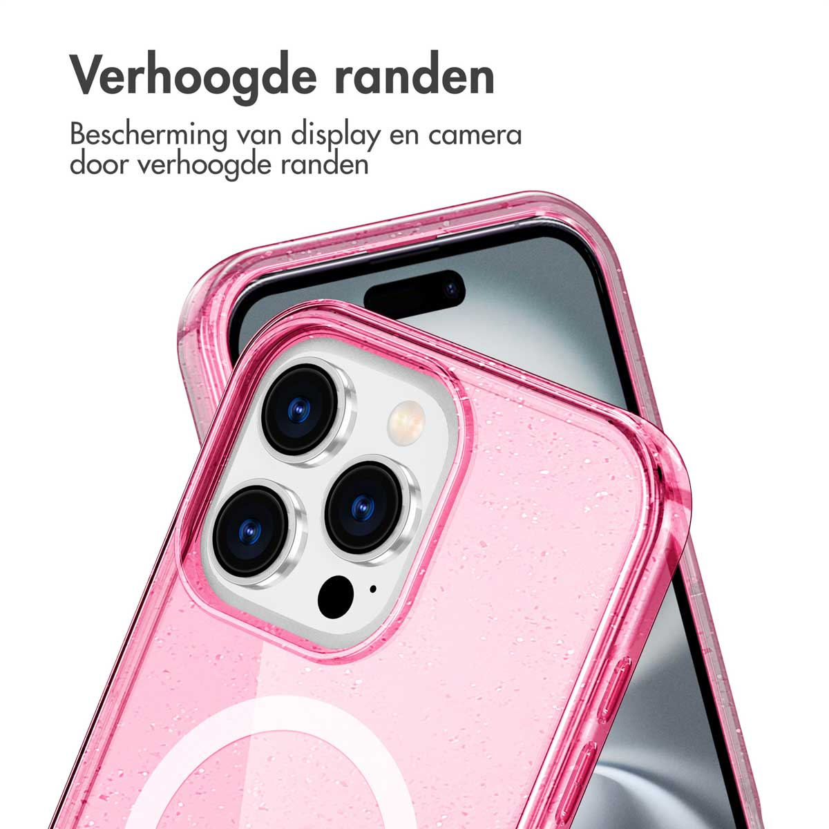 Gros plan sur une coque de téléphone rose avec bords surélevés protégeant un téléphone, montrant un cercle MagSafe.