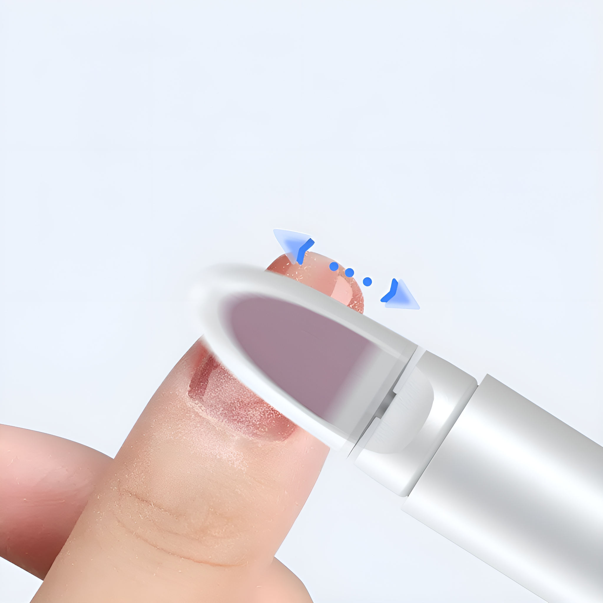 Nahaufnahme einer Nagelbearbeitung mit weißer elektrischer Nagelfeile, Hand und Finger.