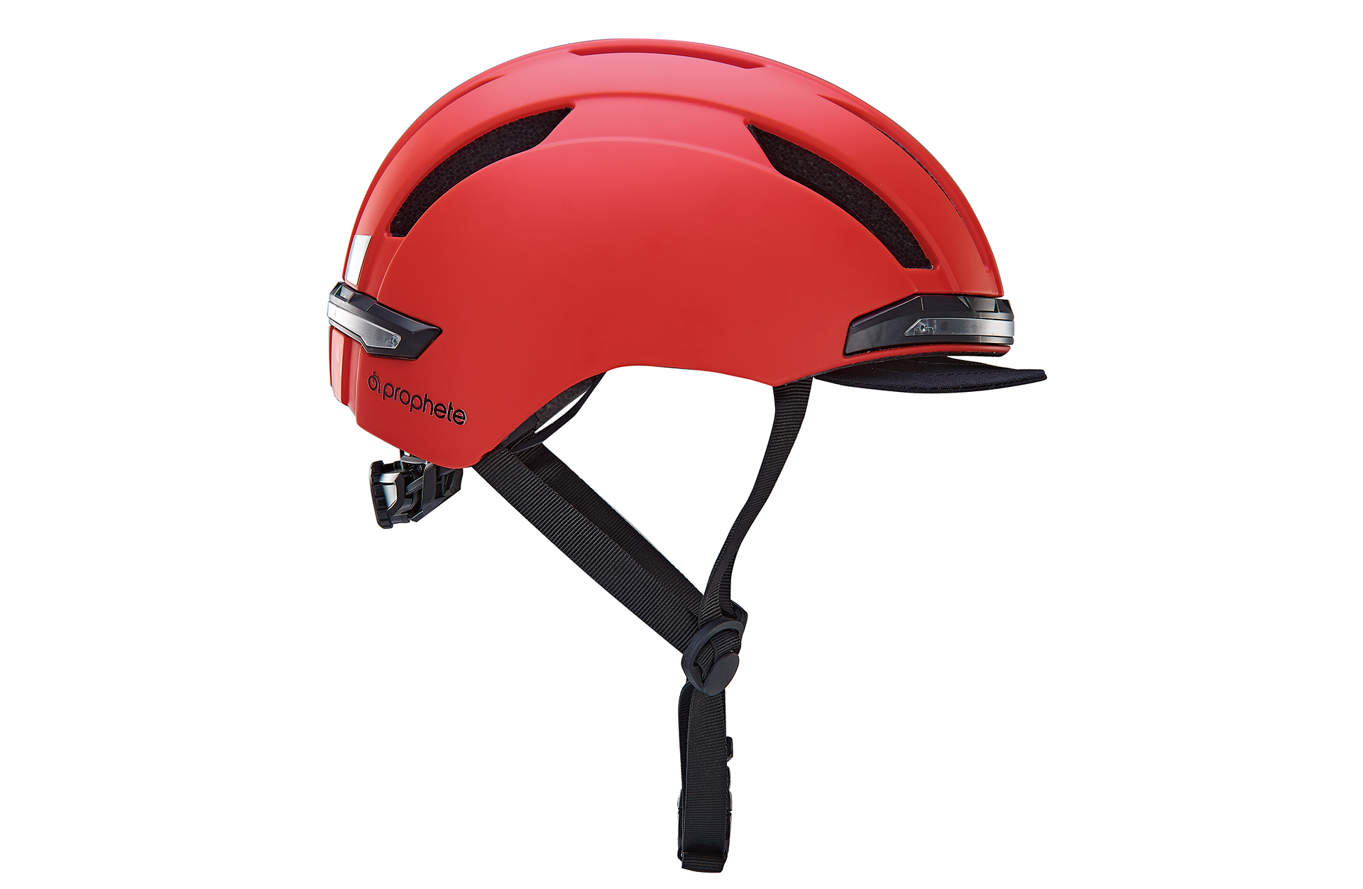 Roter Fahrradhelm mit Belüftungsöffnungen und Visier. Schwarze Riemen und kleines Licht.