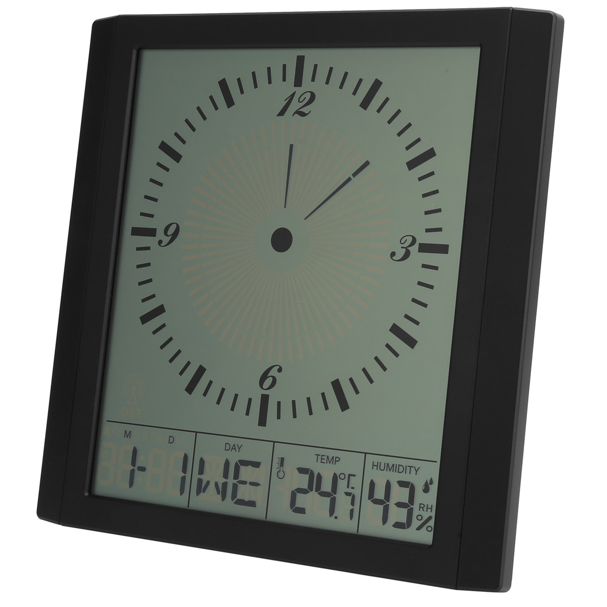 Schwarze Digitaluhr mit Zifferblatt und Anzeige von Uhrzeit, Datum, Temperatur, Luftfeuchtigkeit, auf Weiß.