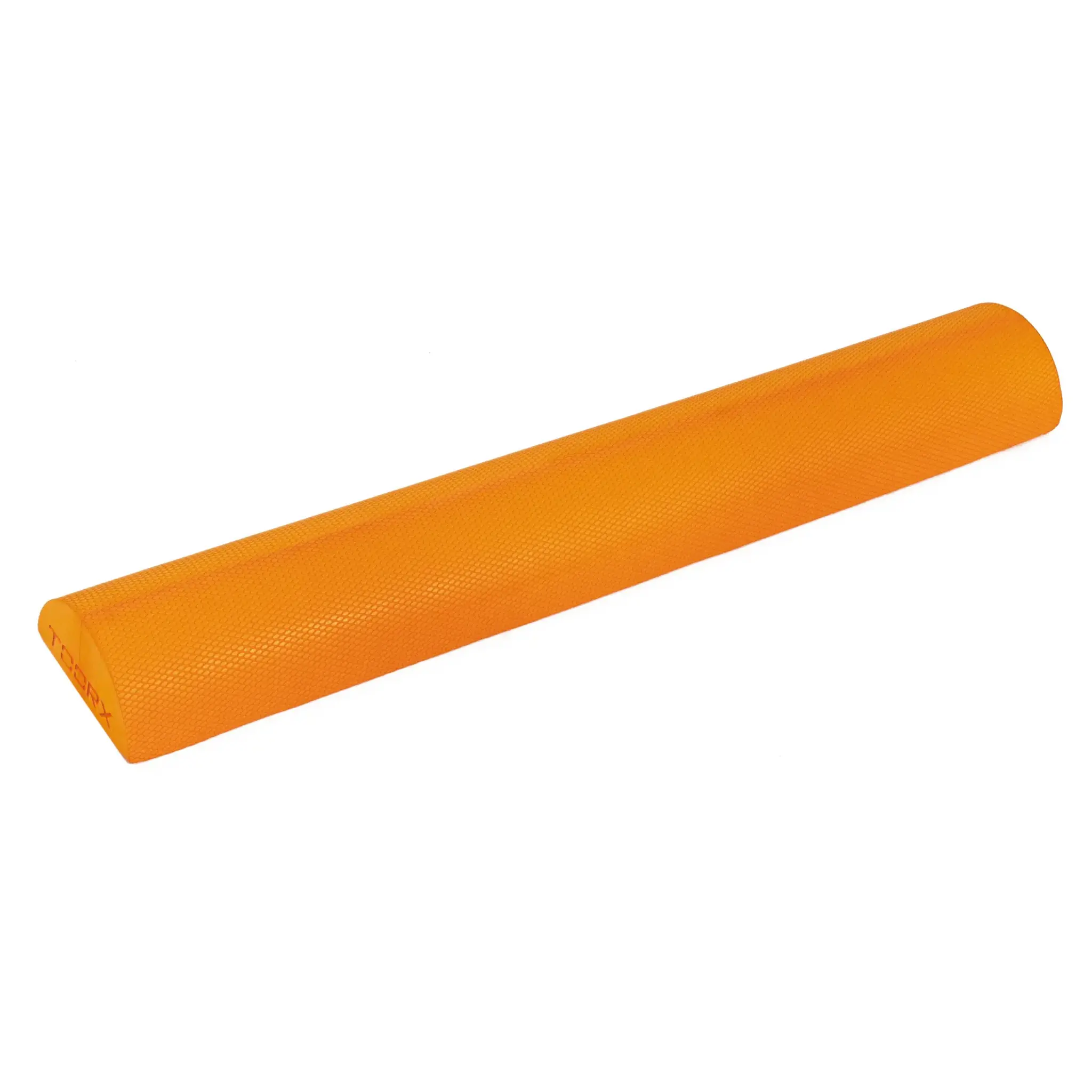 Een oranje foamroller op een witte achtergrond. Cilindrische vorm.
