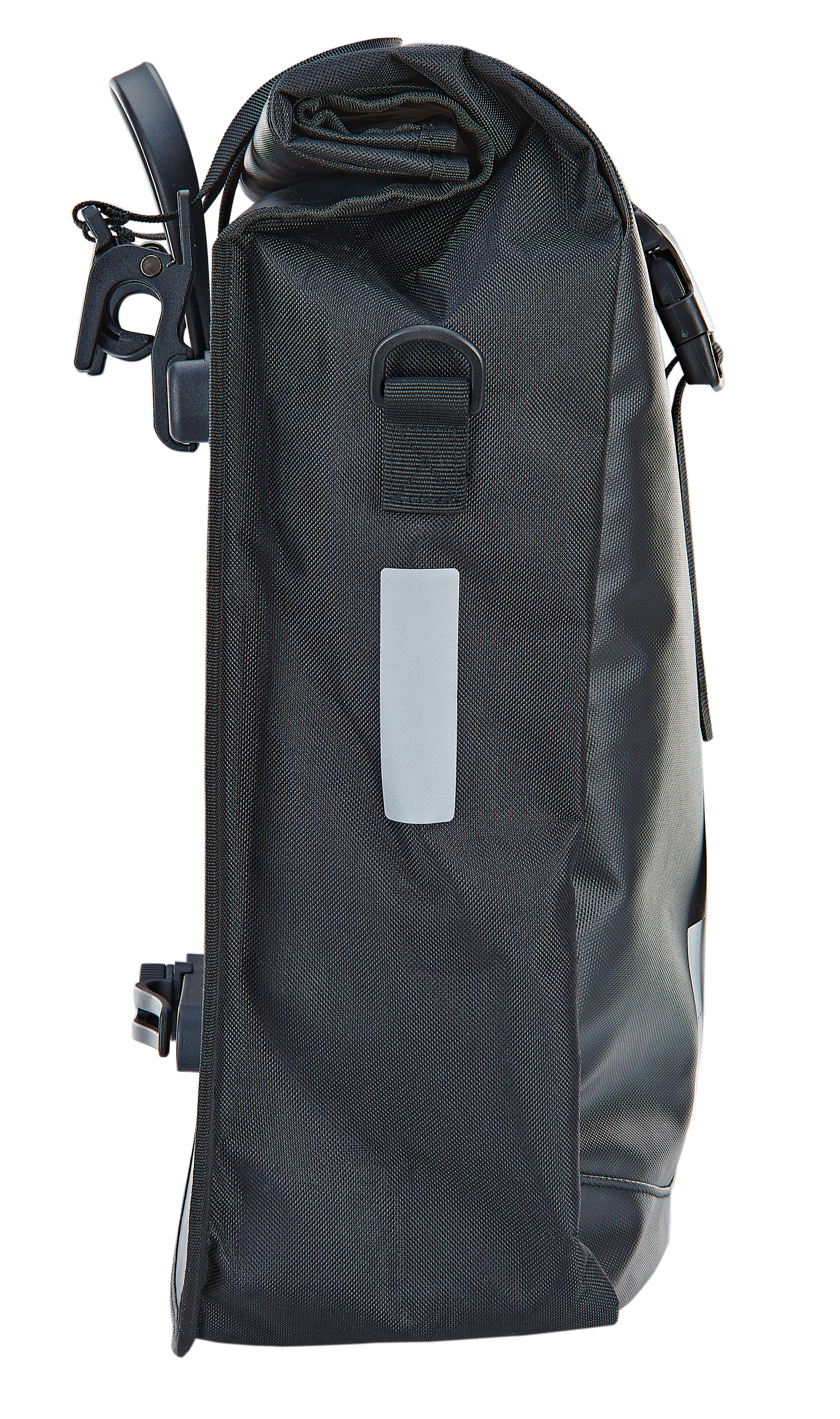 Schwarze Tasche, Seitenansicht, mit Riemen und einem reflektierenden Streifen.