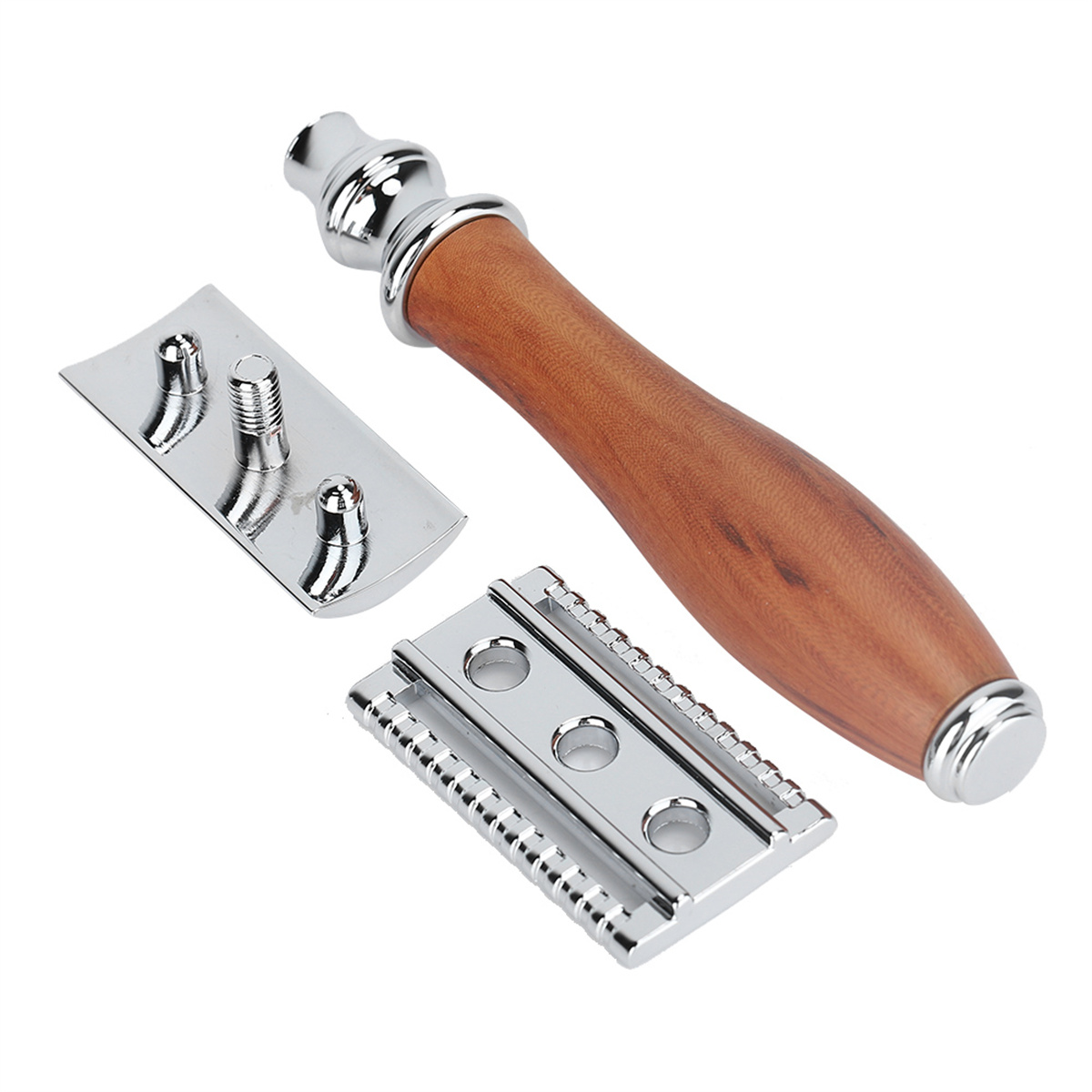 Zerlegter Rasierer mit Holzgriff und drei silbernen Metallteilen.