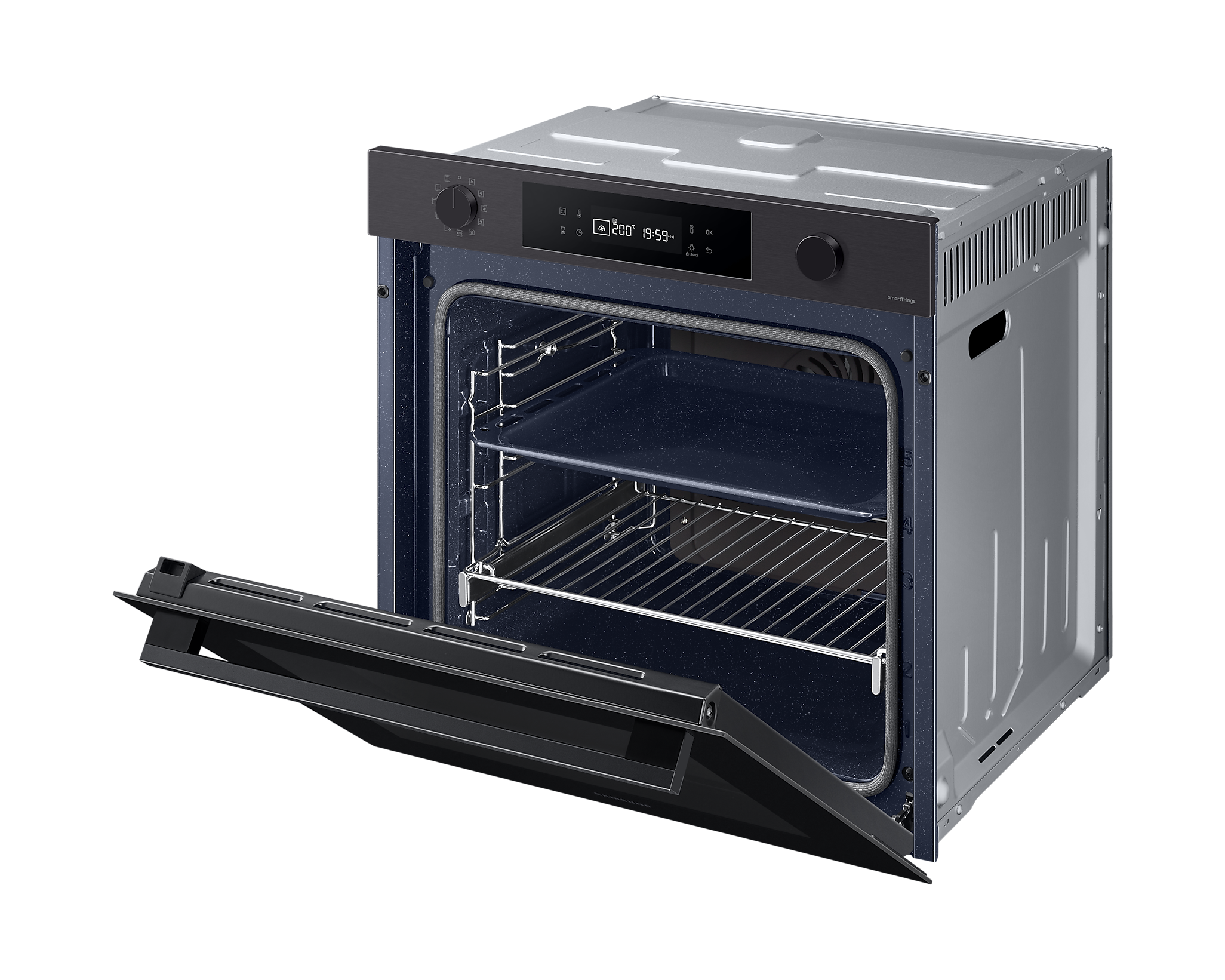 Un forno aperto con griglie e display digitale.