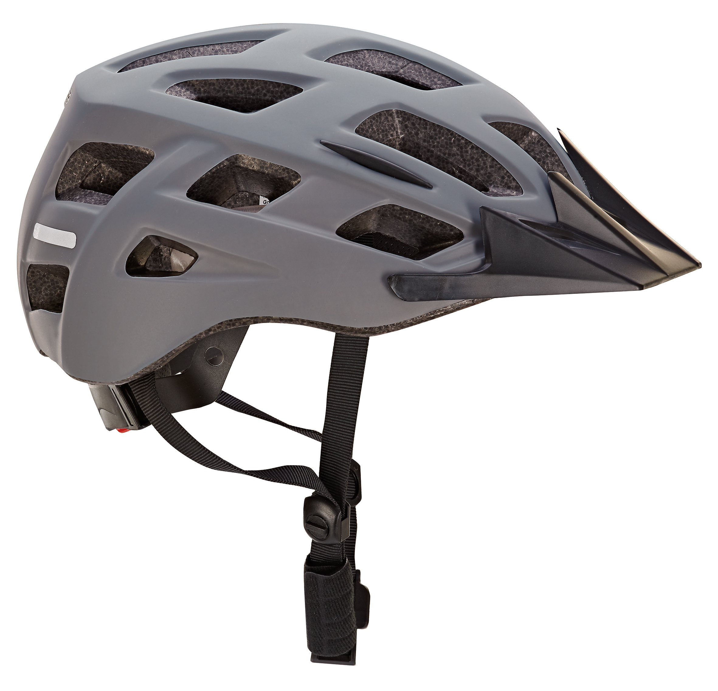 Grauer Fahrradhelm mit Visier und verstellbaren Riemen, isoliert auf Weiß.