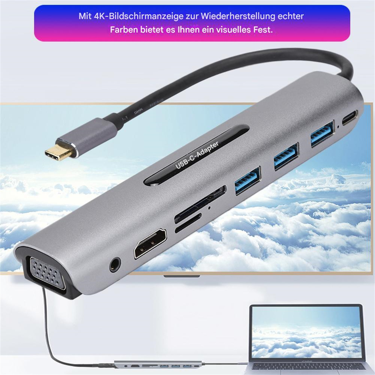 Silberner USB-C-Adapter mit mehreren Anschlüssen, an Laptop und Monitor mit Wolkenbild angeschlossen.
