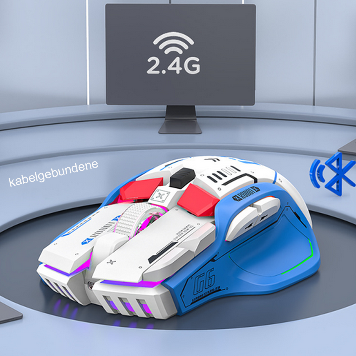 Un mouse da gioco blu e bianco futuristico con schermo e simbolo wireless.