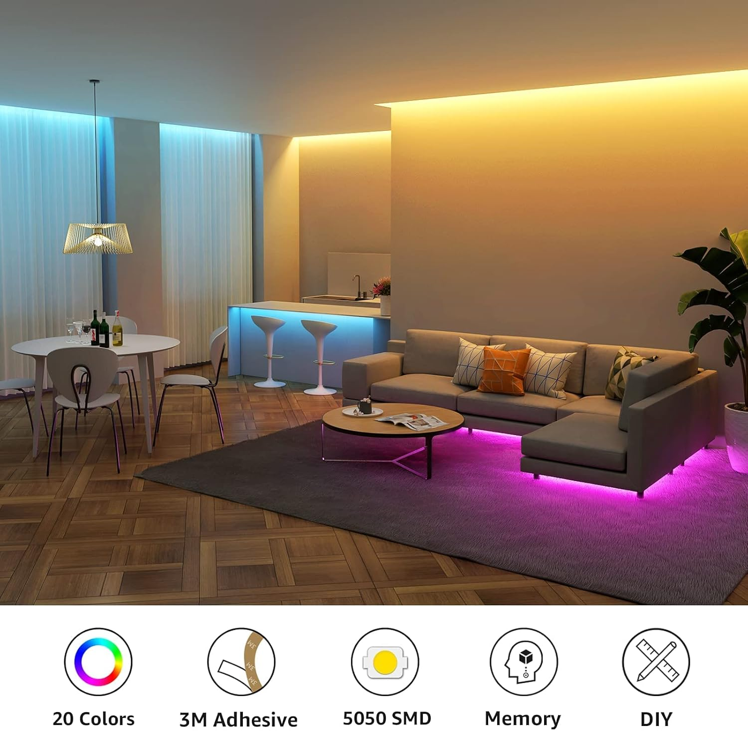 Wohnzimmer mit farbenfroher LED-Streifenbeleuchtung, Sofa, Tisch und moderner Deko.
