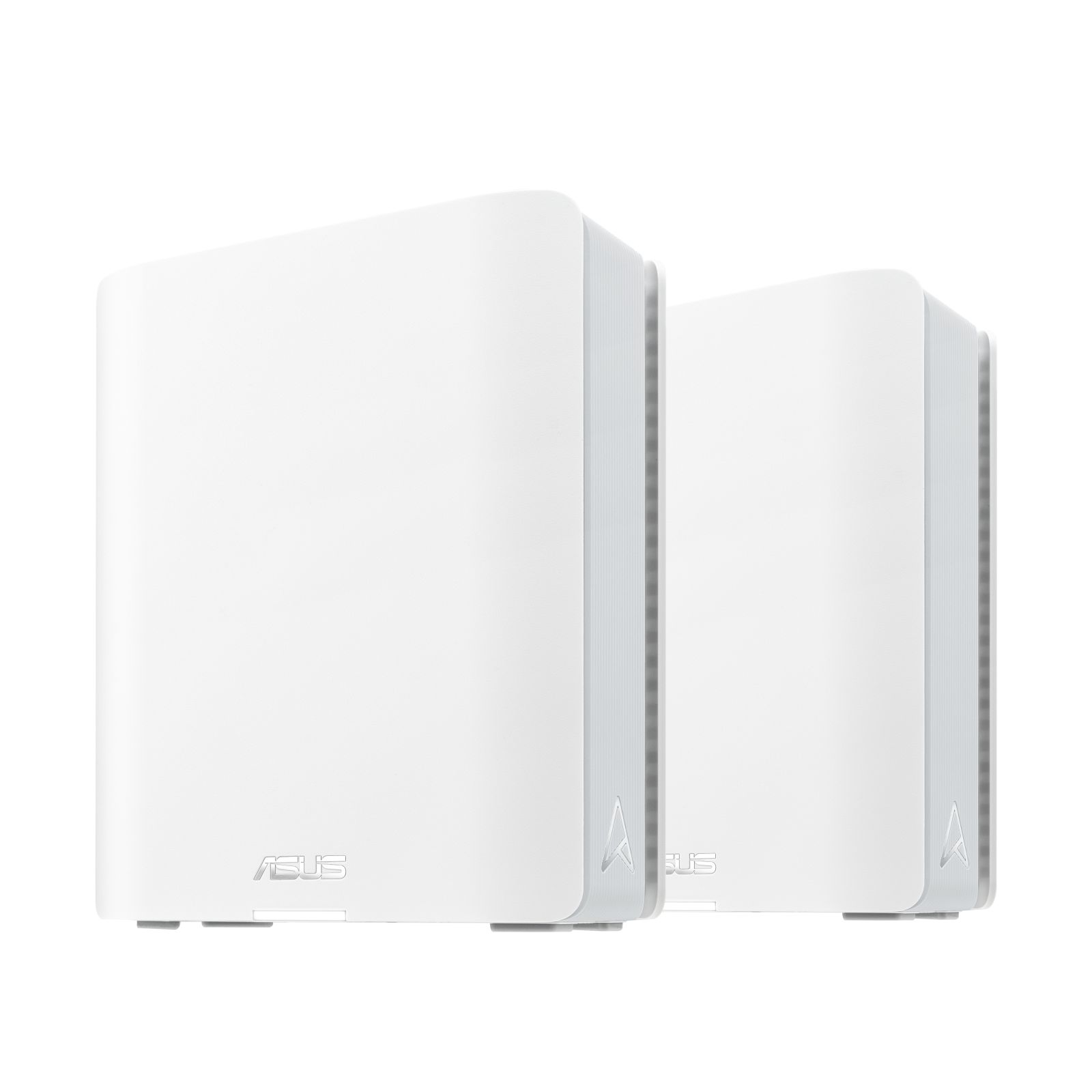Zwei weiße ASUS Router. Jeder Router hat ein minimalistisches Design, weiße Farbe und ASUS-Logo auf der Vorderseite.
