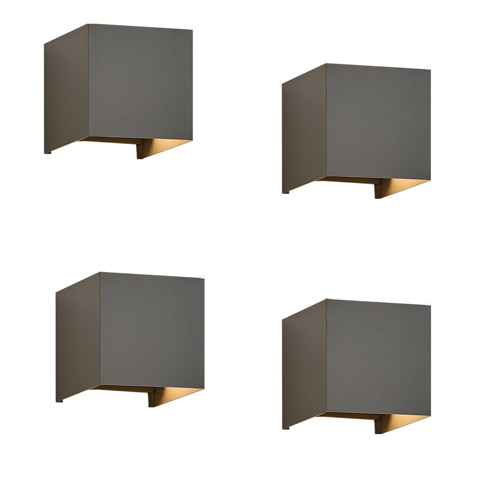 Cztery szare lampy ścienne w kształcie kostki na białym tle. Każda ma wpuszczone światło.