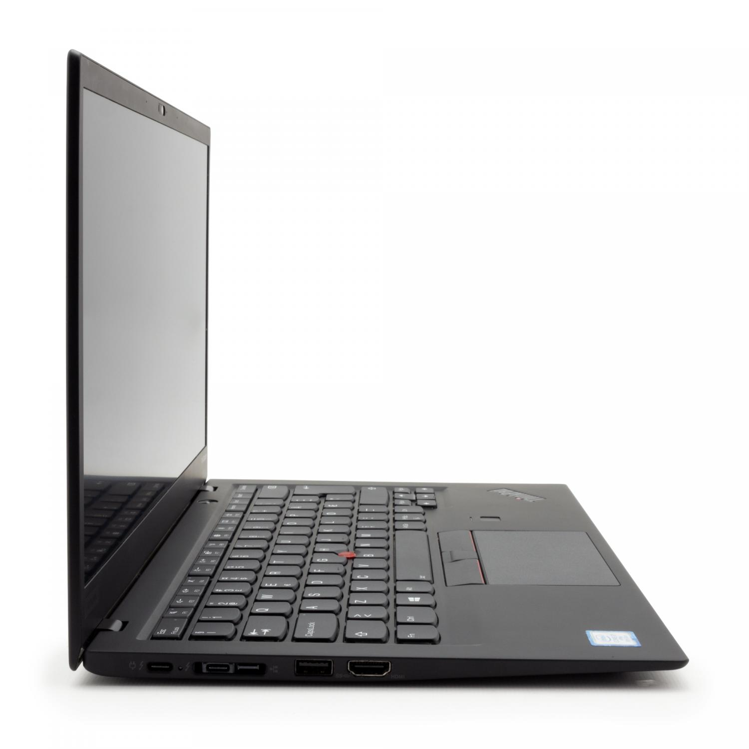Ein schwarzer Laptop auf weißem Hintergrund. Der Bildschirm ist geöffnet und blickt auf den Betrachter.